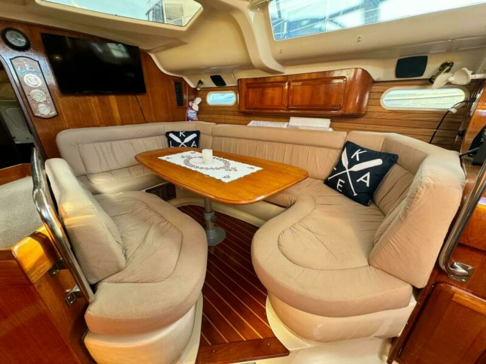 1995 Hunter 430 43