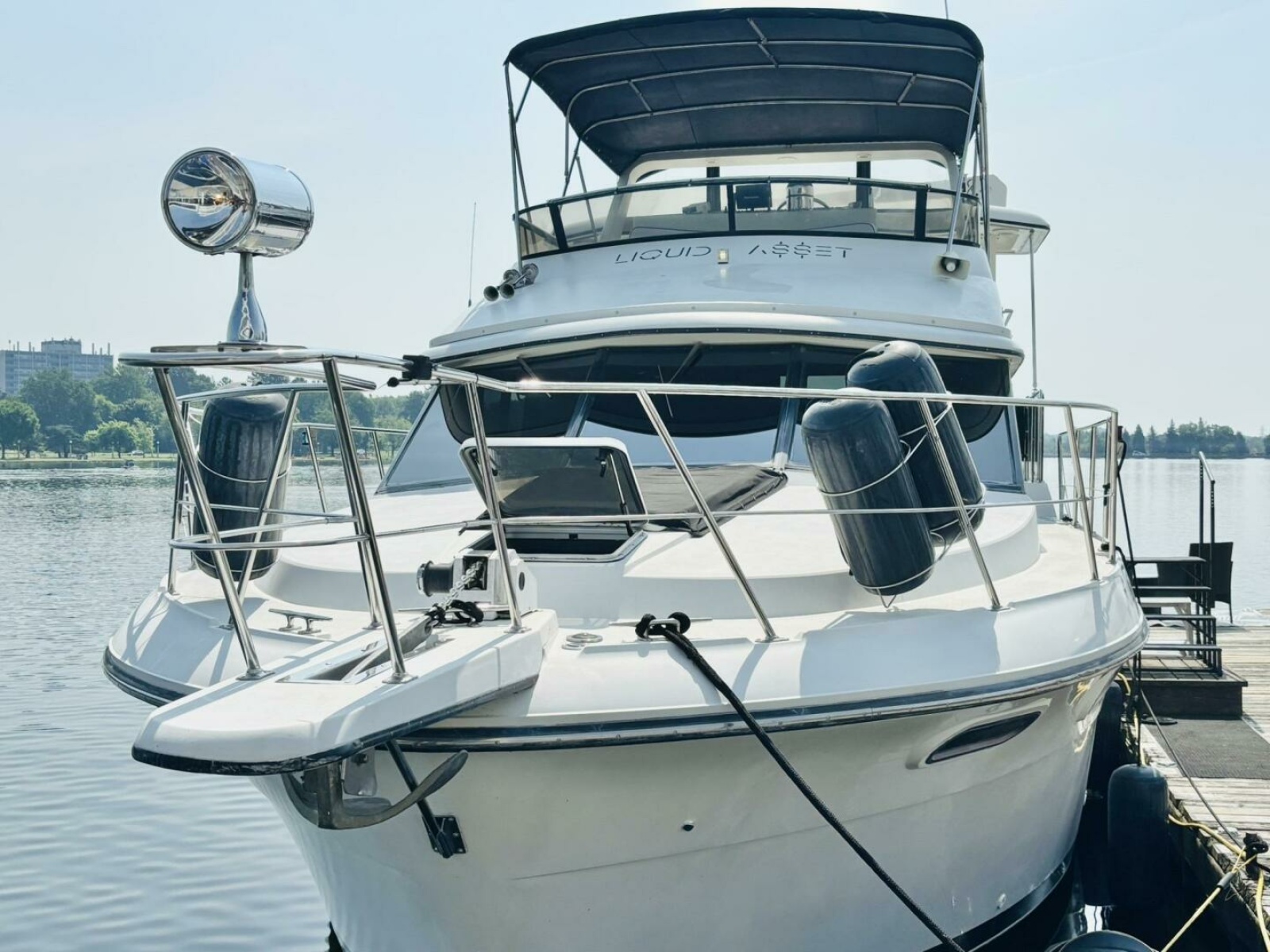 1988 Carver 3807 AFT CABIN 38
