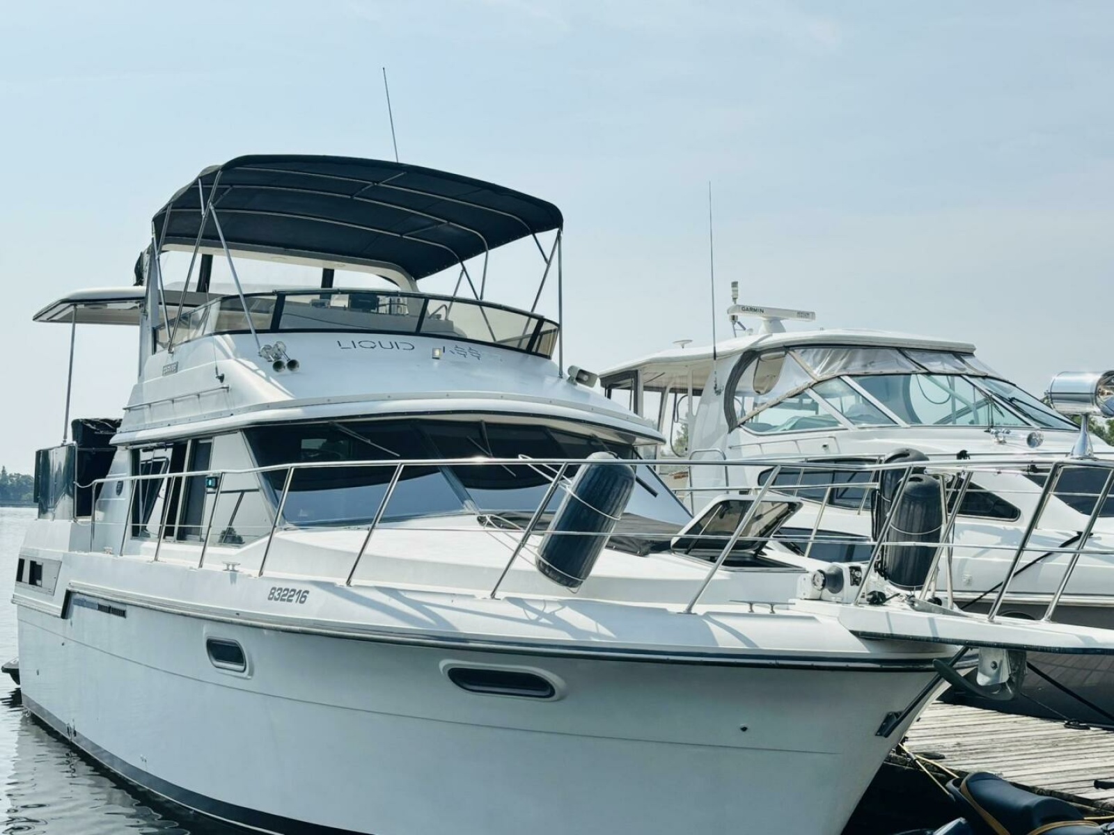 1988 Carver 3807 AFT CABIN 38