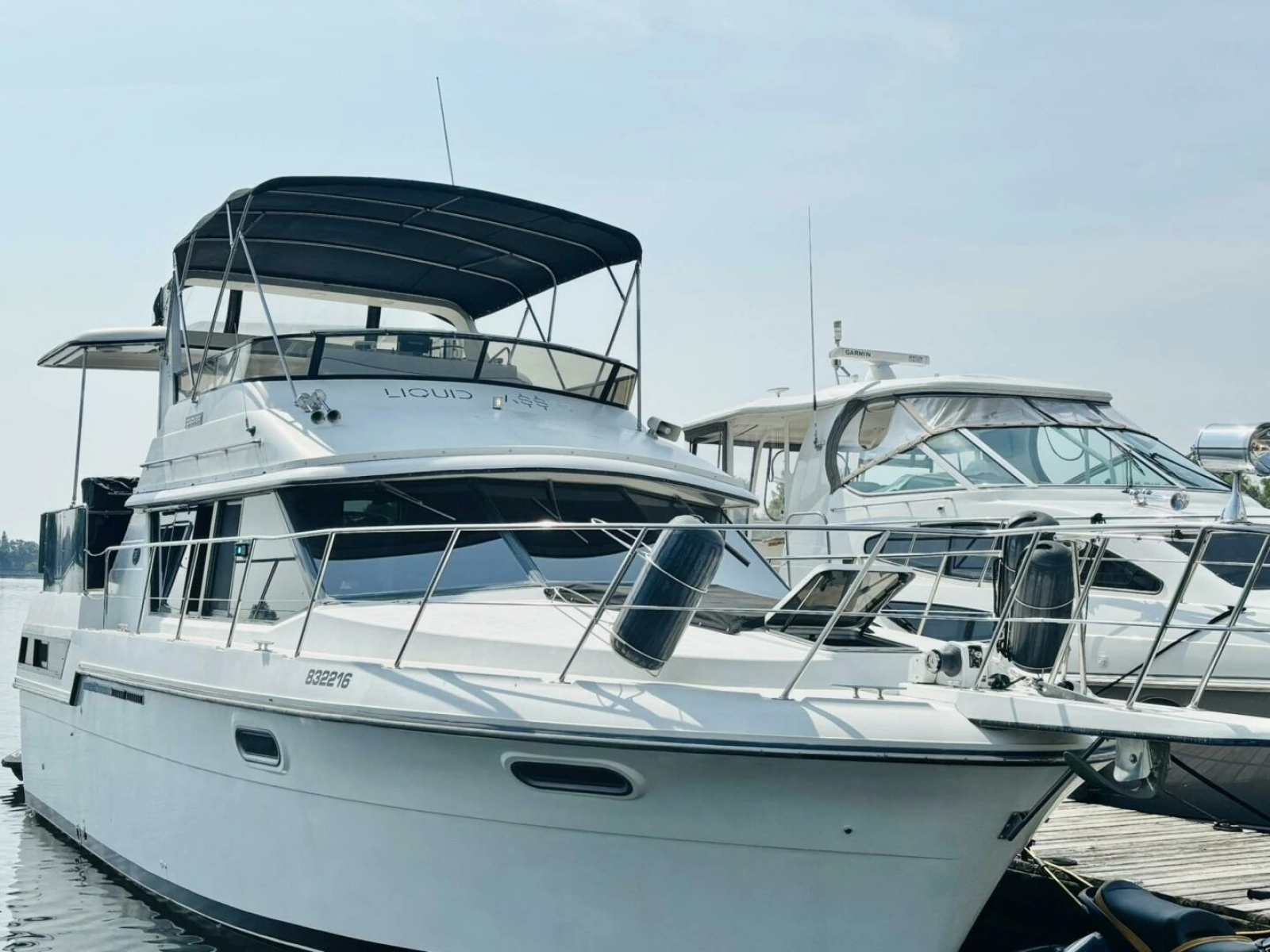 1988 Carver 3807 AFT CABIN 38