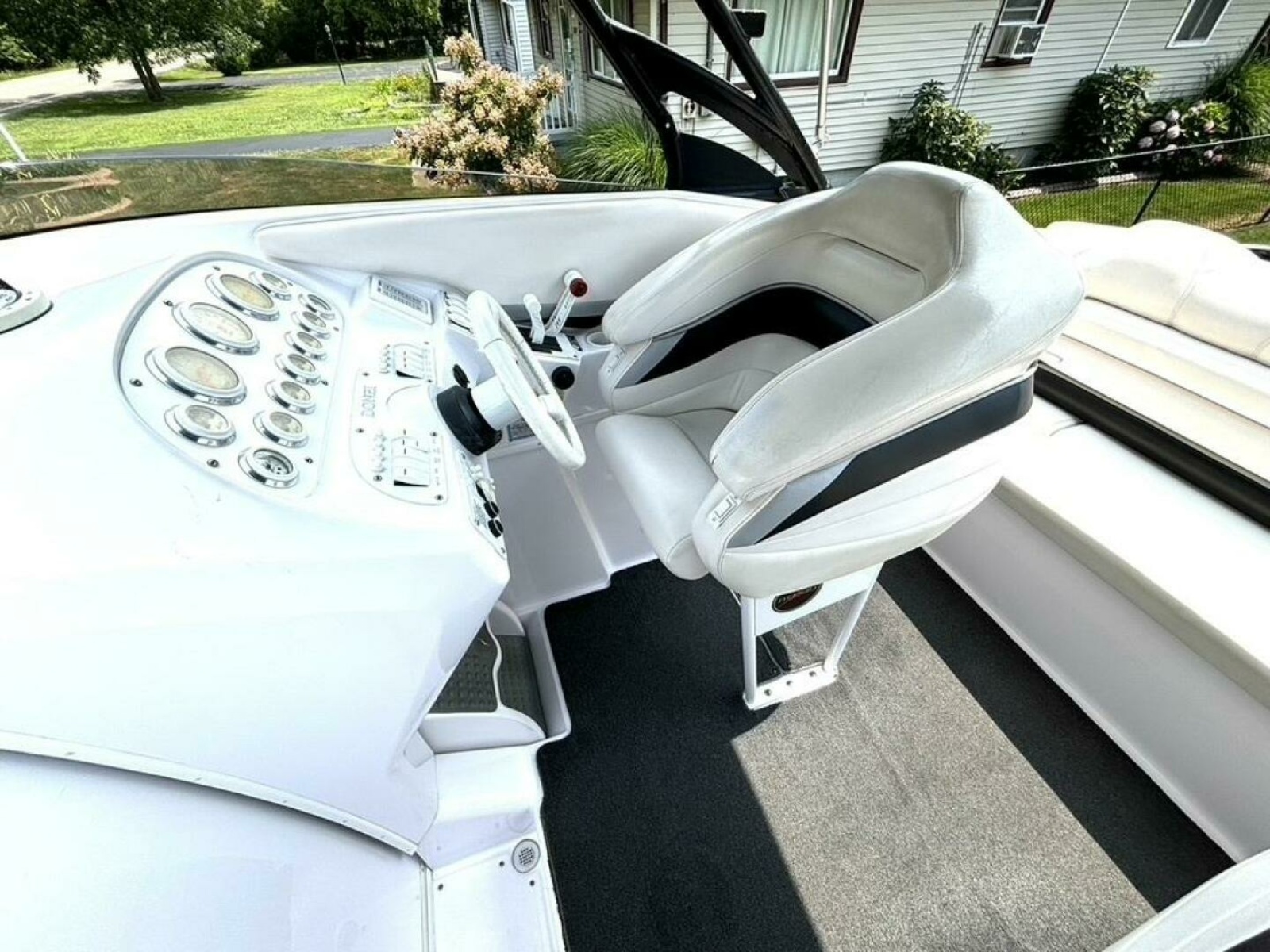 2005 Donzi 33ZX 33