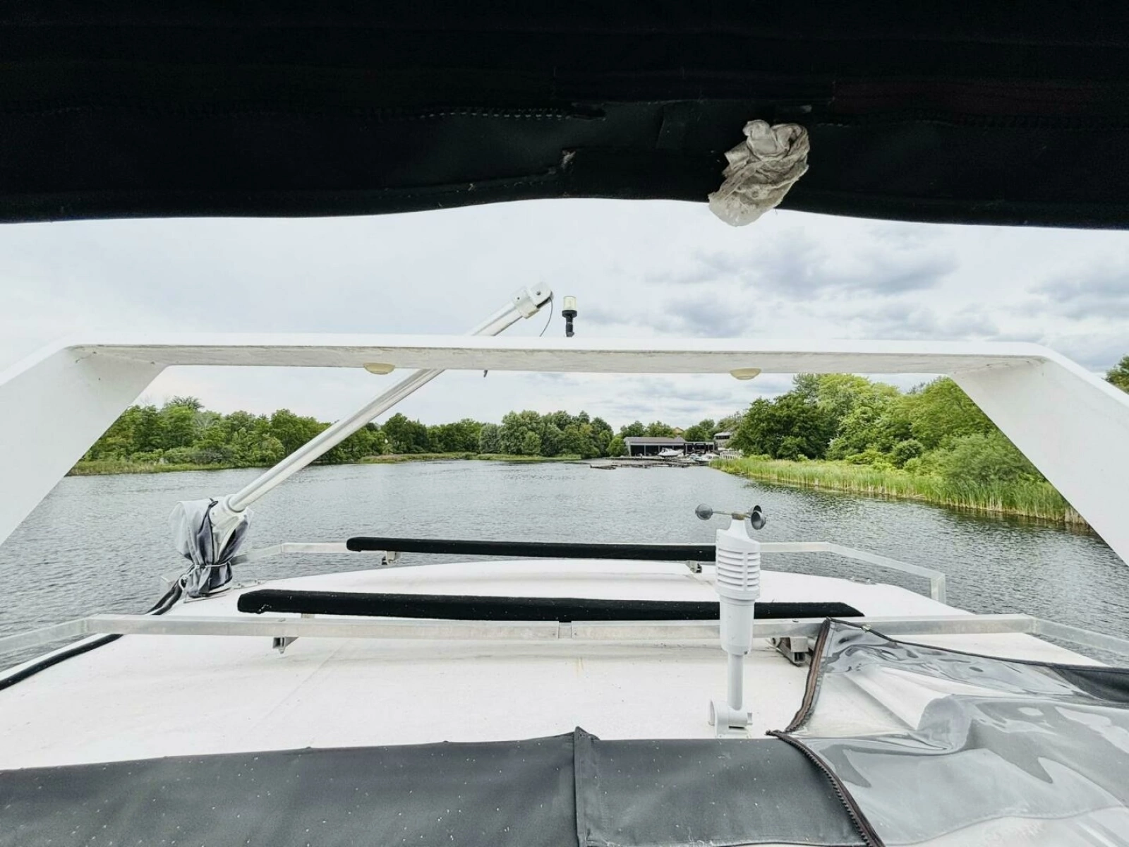 1987 President 35 AFT CABIN 35