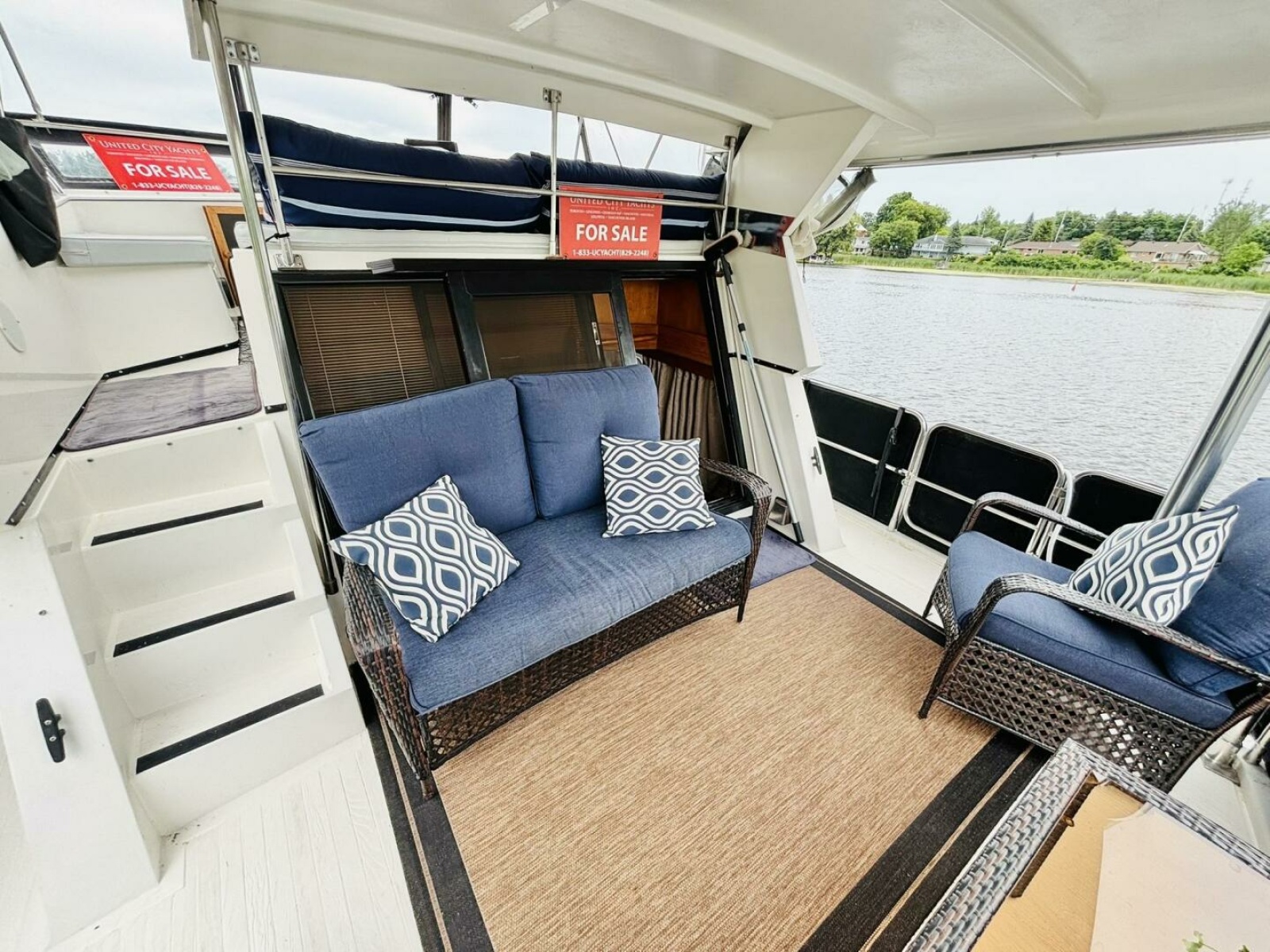 1987 President 35 AFT CABIN 35