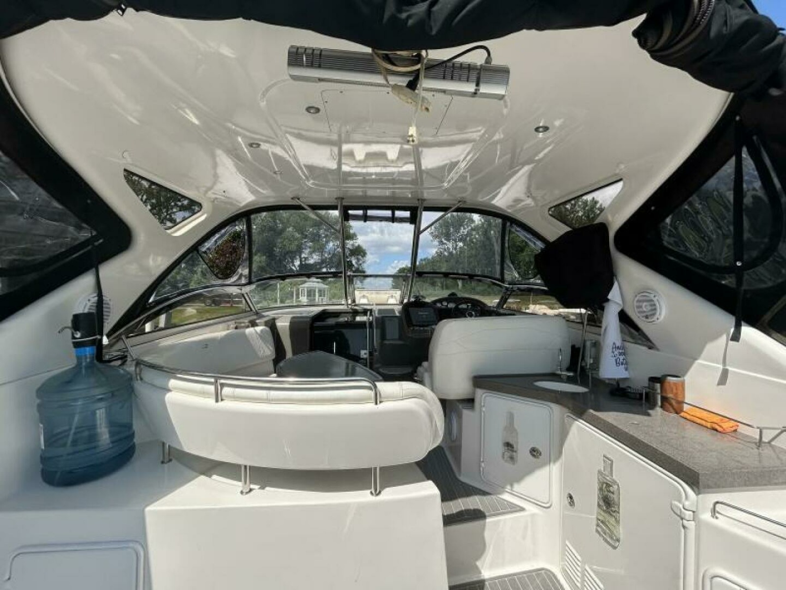 2007 Regal 3760 Commodore 37