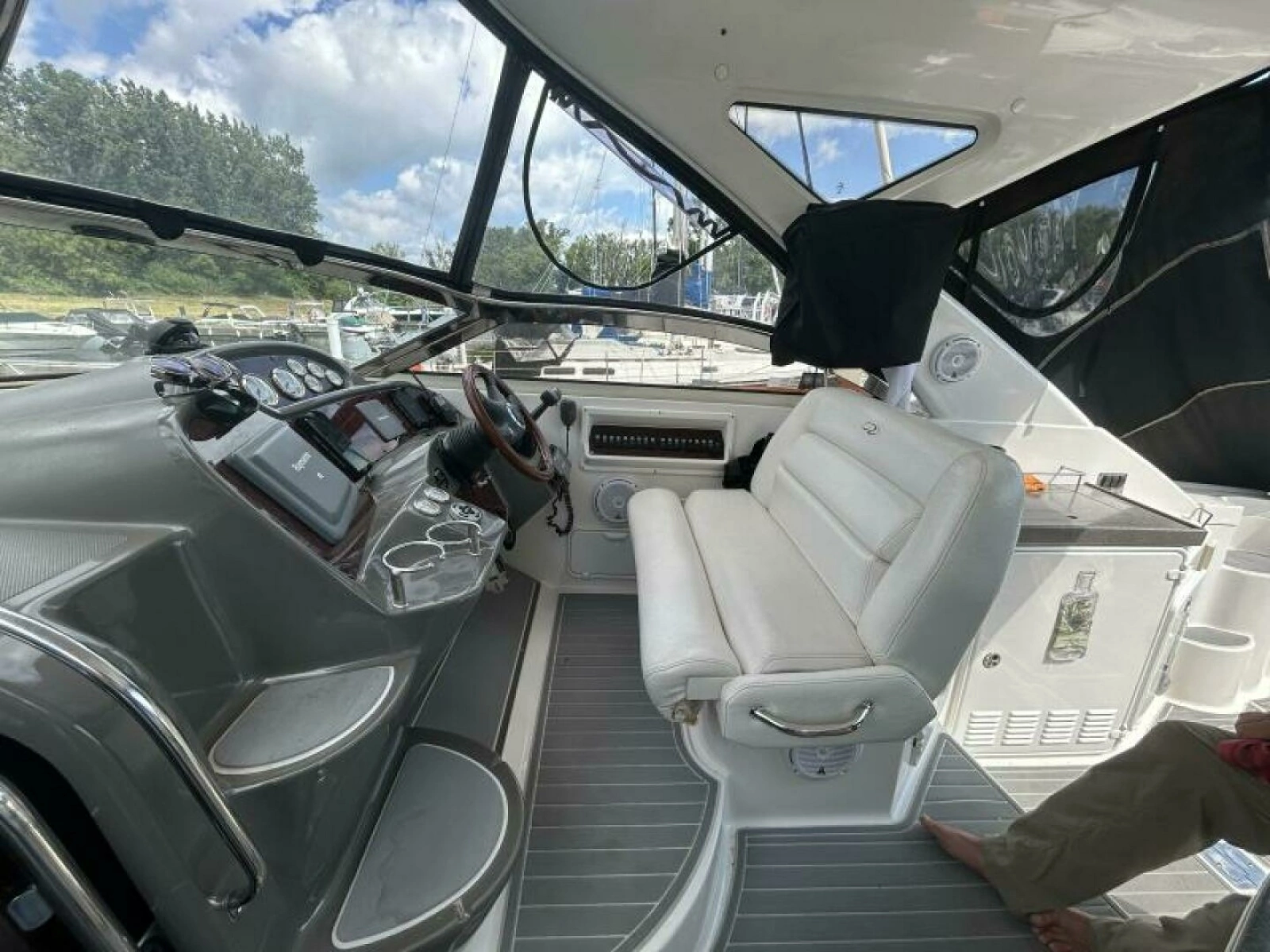 2007 Regal 3760 Commodore 37