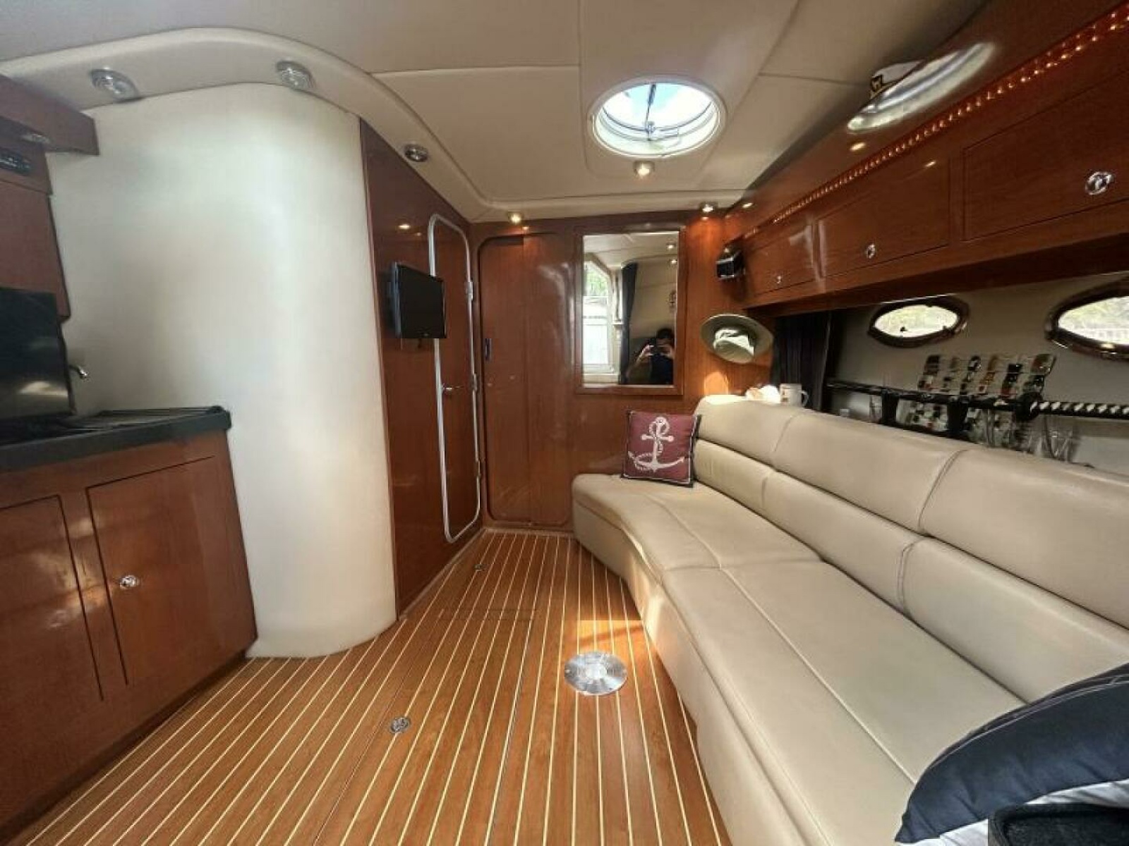 2007 Regal 3760 Commodore 37