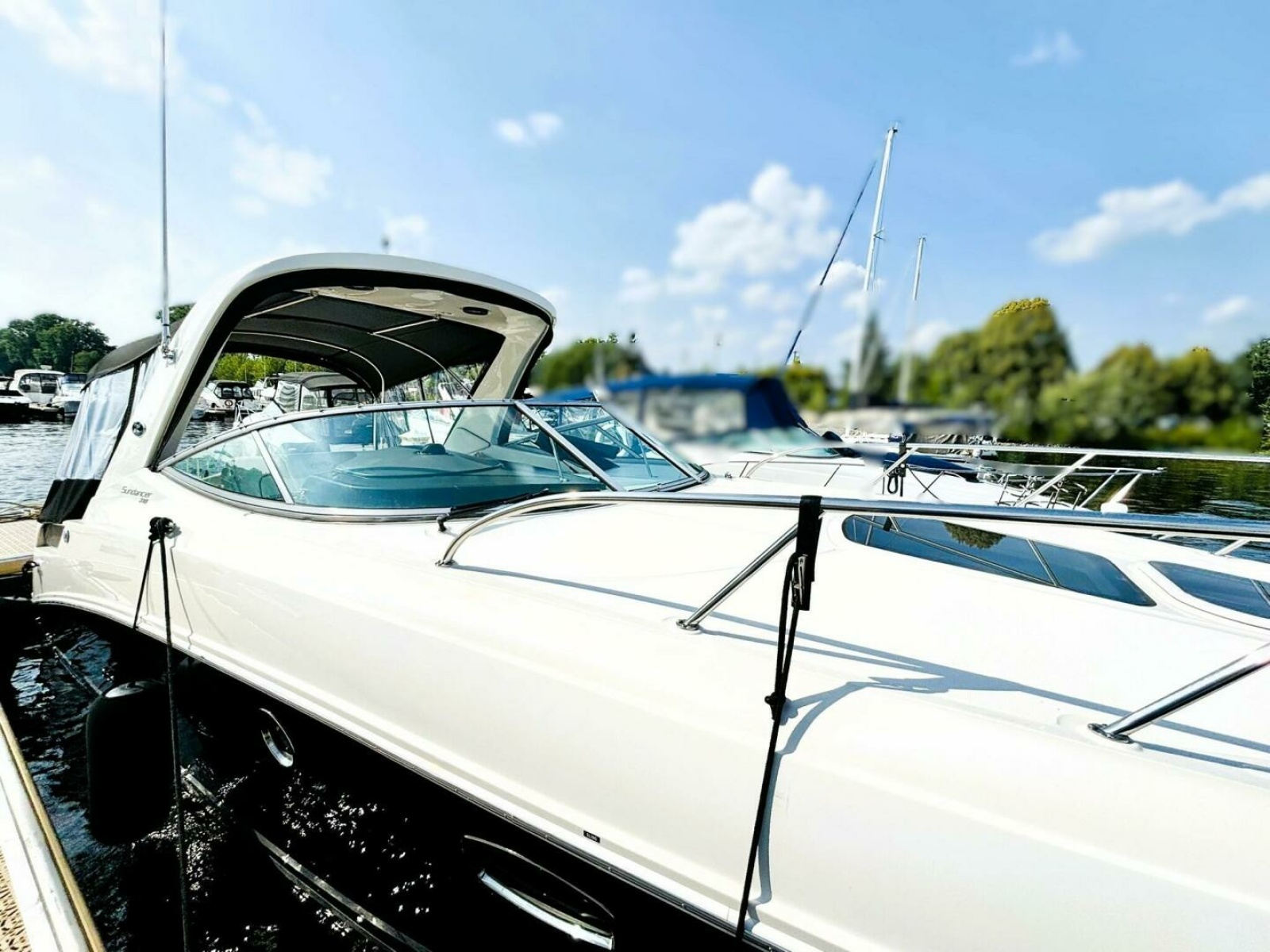 2010 Sea Ray 310 SUNDANCER 31