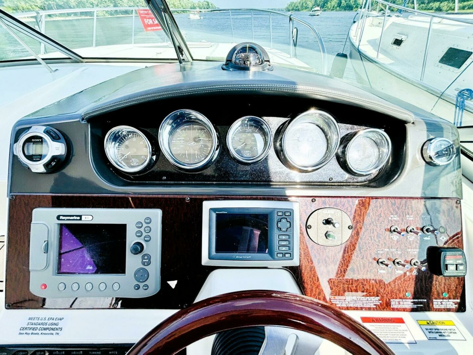 2010 Sea Ray 310 SUNDANCER 31