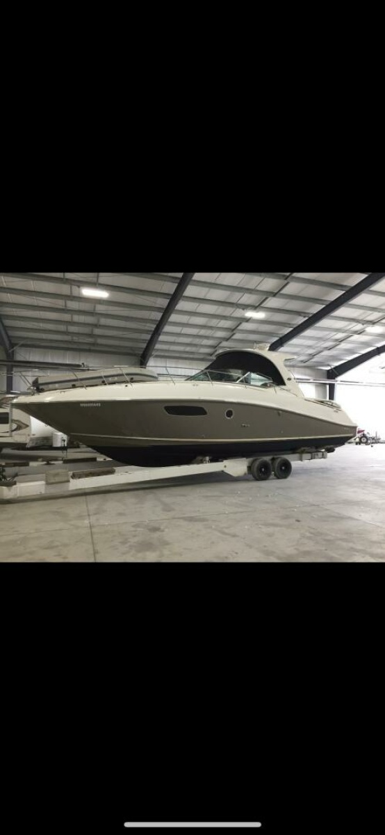 2010 Sea Ray 370 Sundancer 37