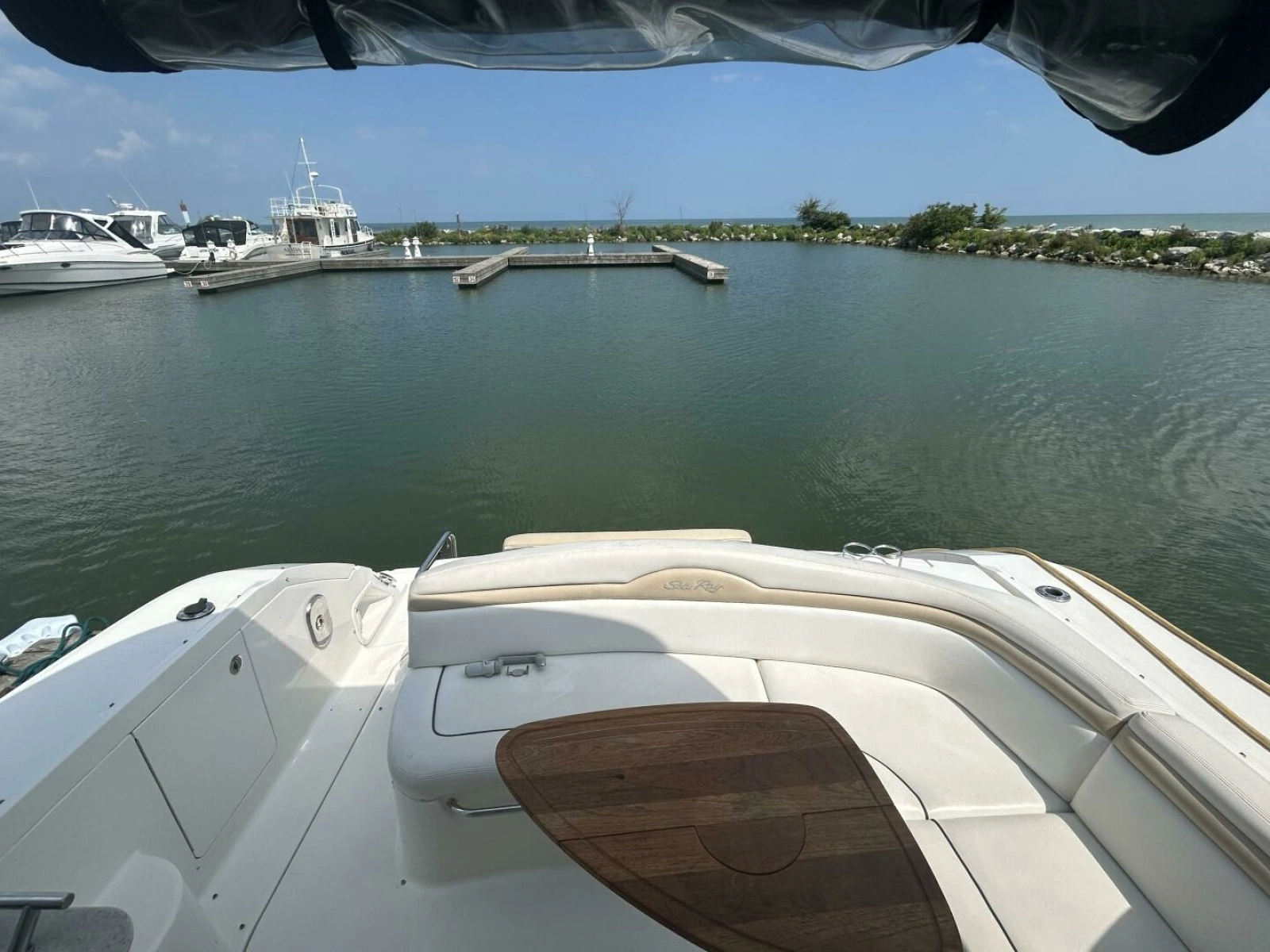 2010 Sea Ray 370 Sundancer 37