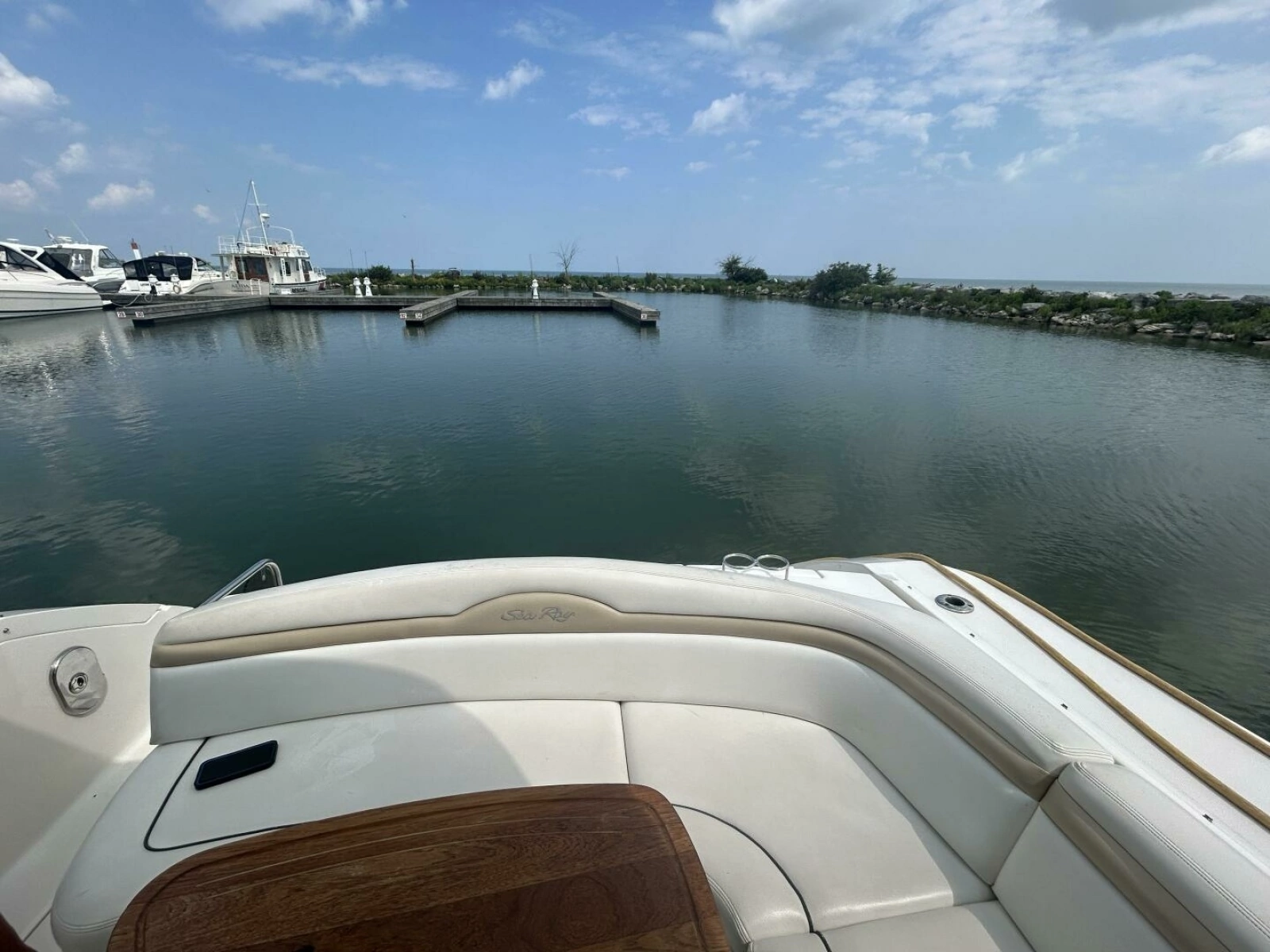 2010 Sea Ray 370 Sundancer 37