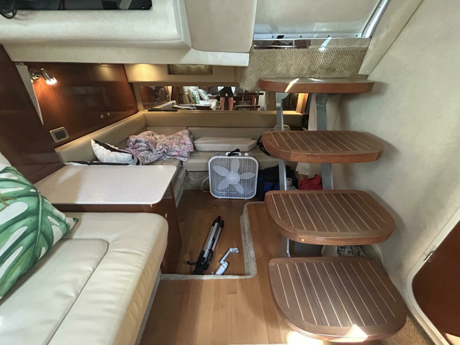 2010 Sea Ray 370 Sundancer 37
