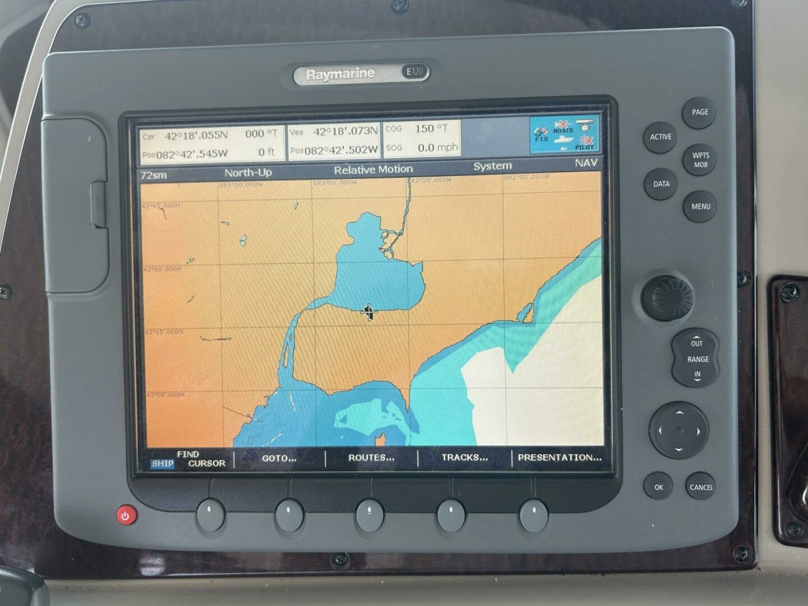 2010 Sea Ray 370 Sundancer 37