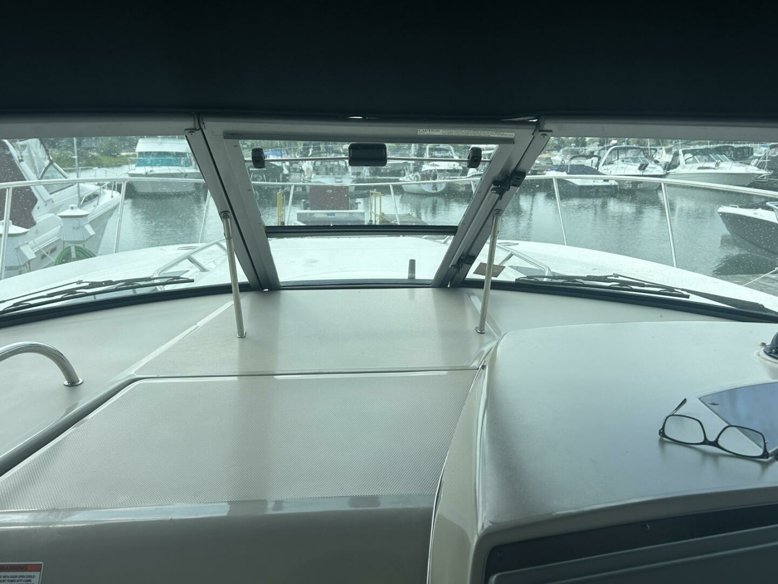 2010 Sea Ray 370 Sundancer 37