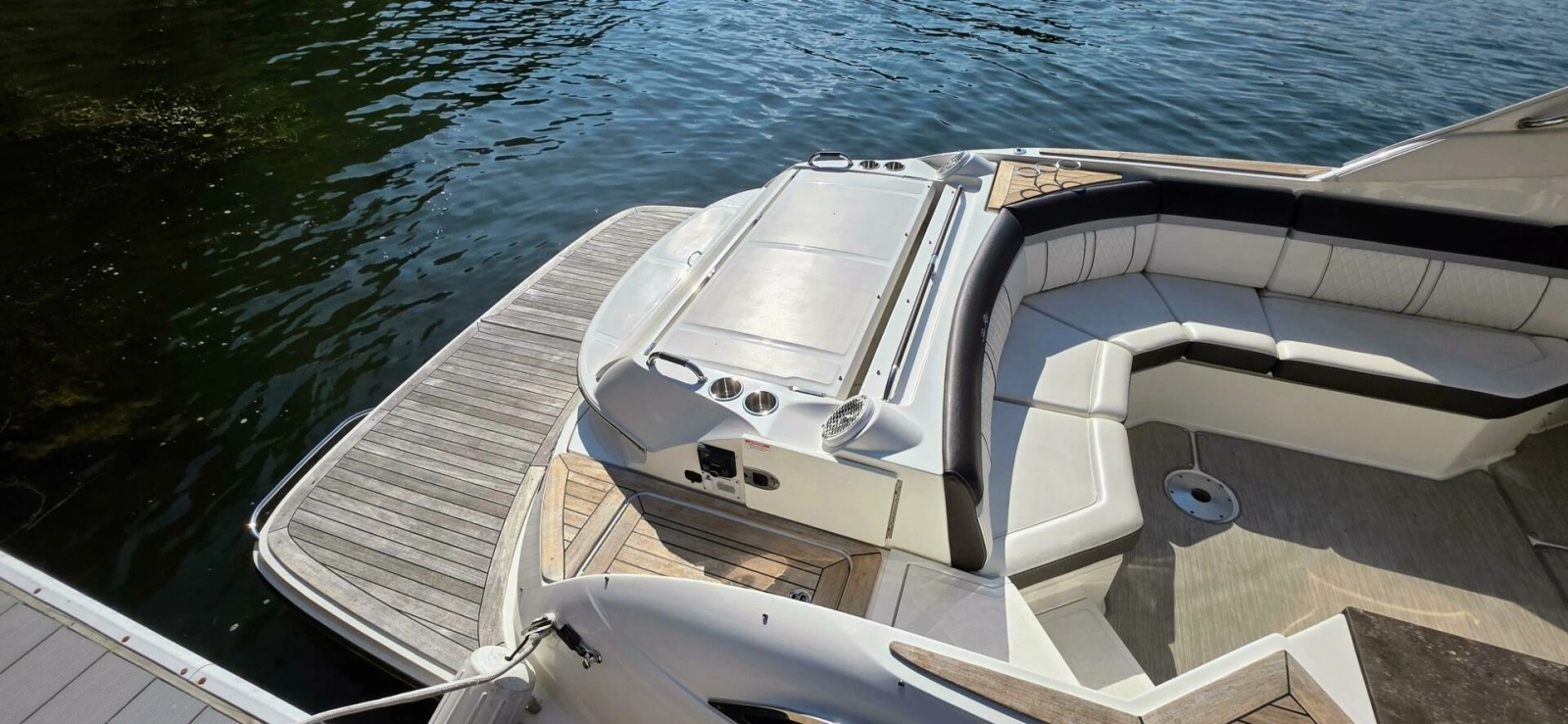 2019 Sea Ray 350 SLX 35