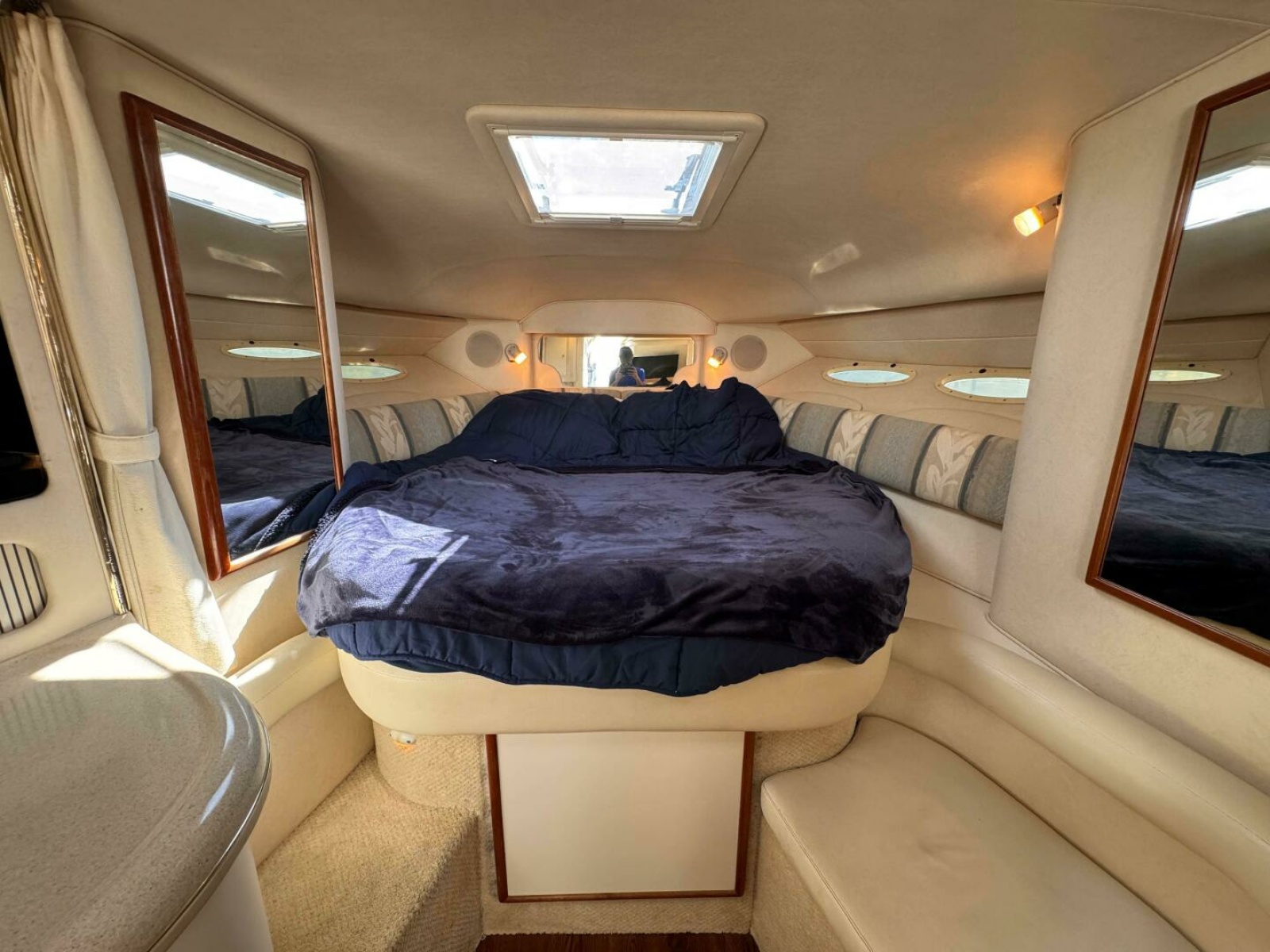 2001 Sea Ray 340 Sundancer 34