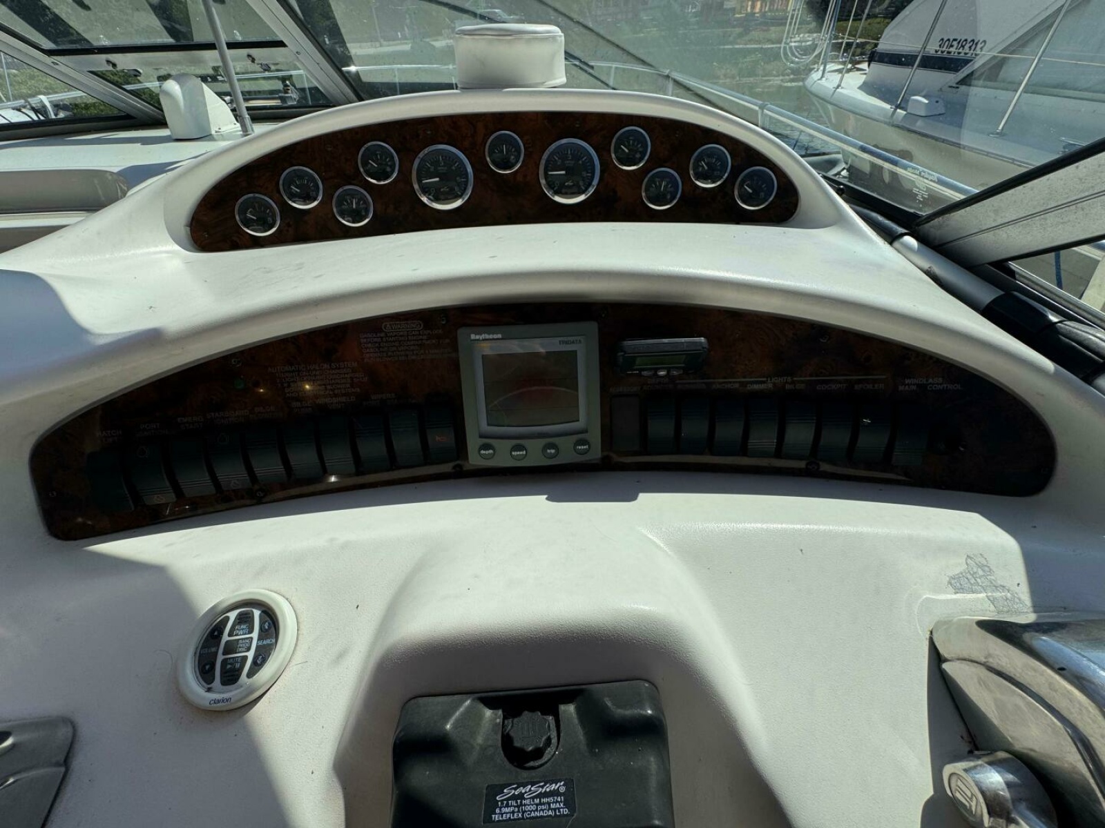 2001 Sea Ray 340 Sundancer 34