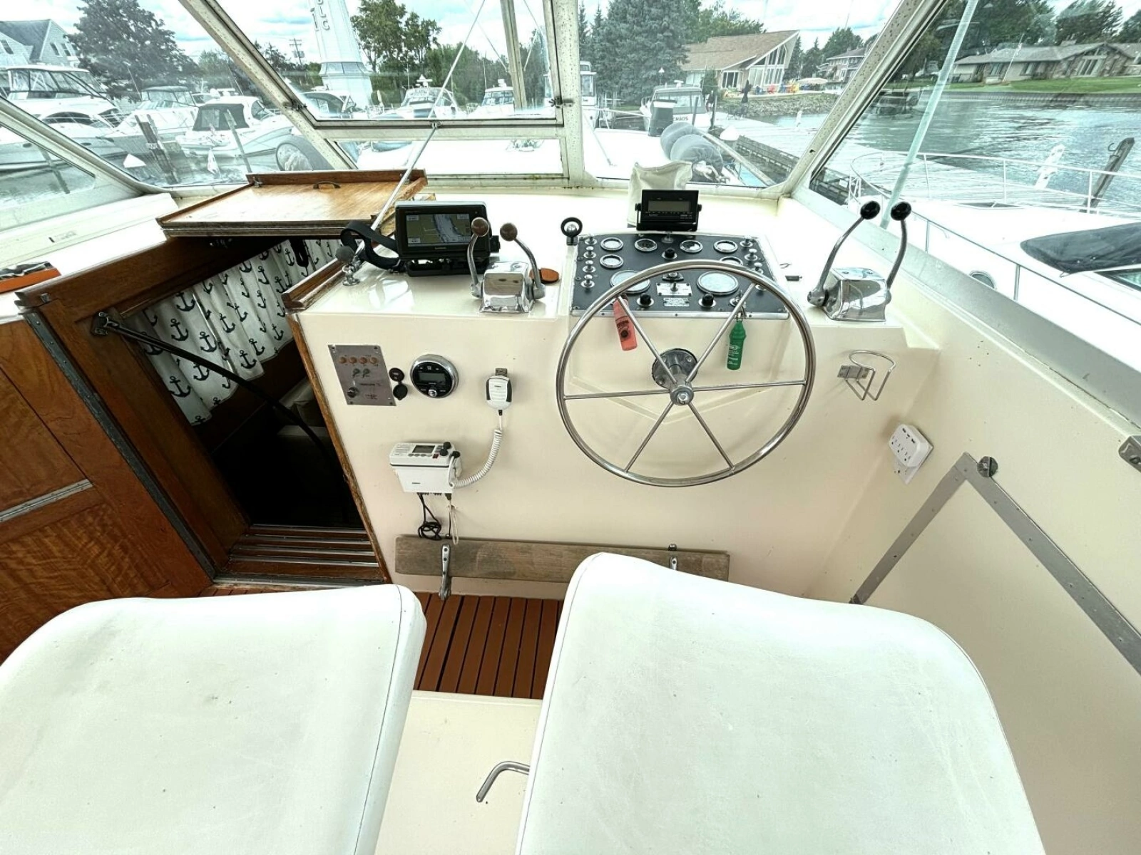 1972 Hatteras 43DC 43