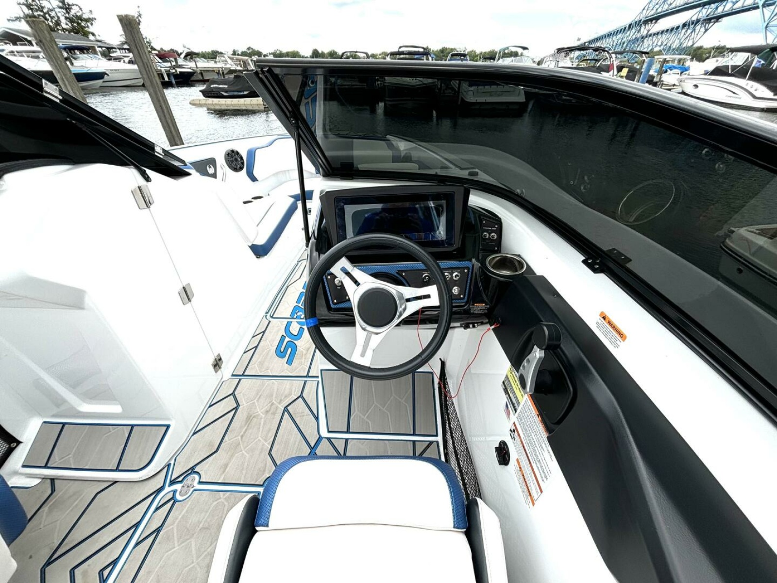 2020 Scarab 255 ID Wake 25