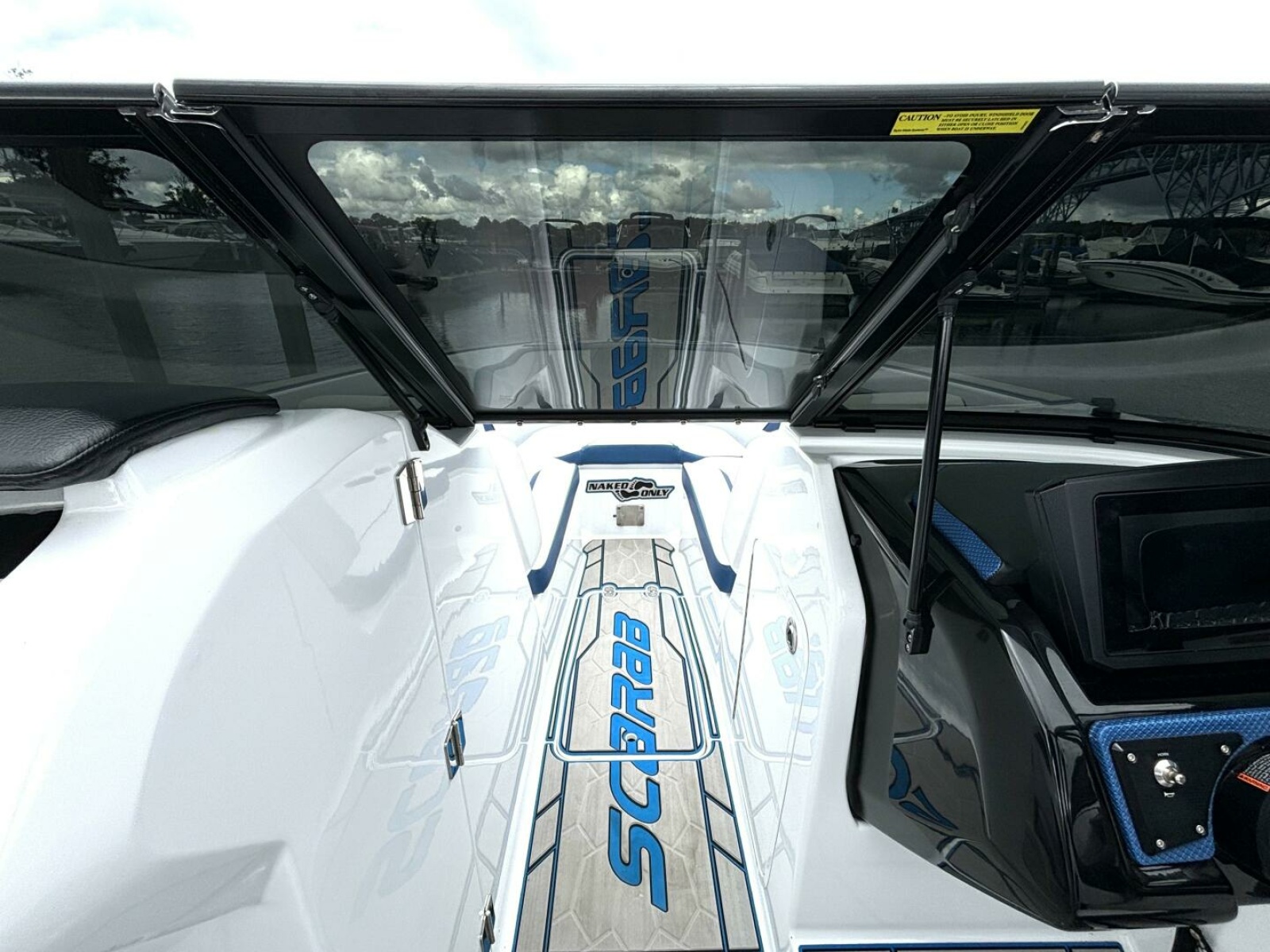 2020 Scarab 255 ID Wake 25