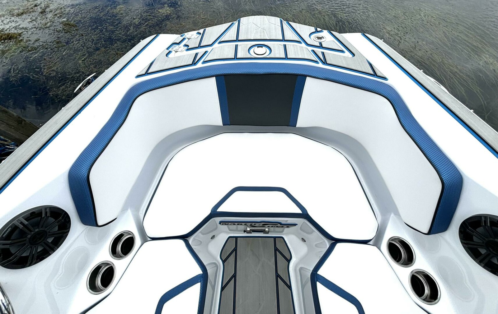 2020 Scarab 255 ID Wake 25