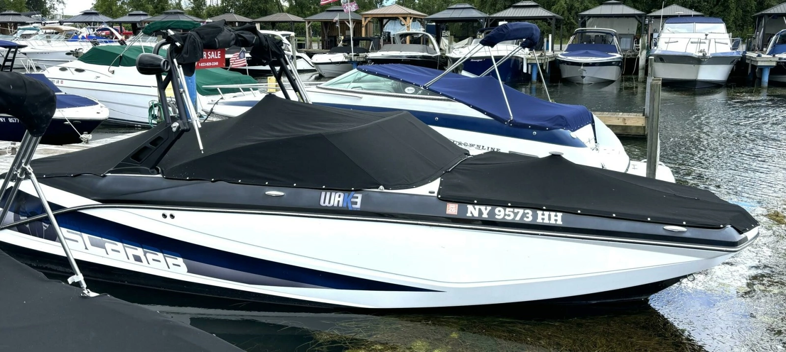 2020 Scarab 255 ID Wake 25