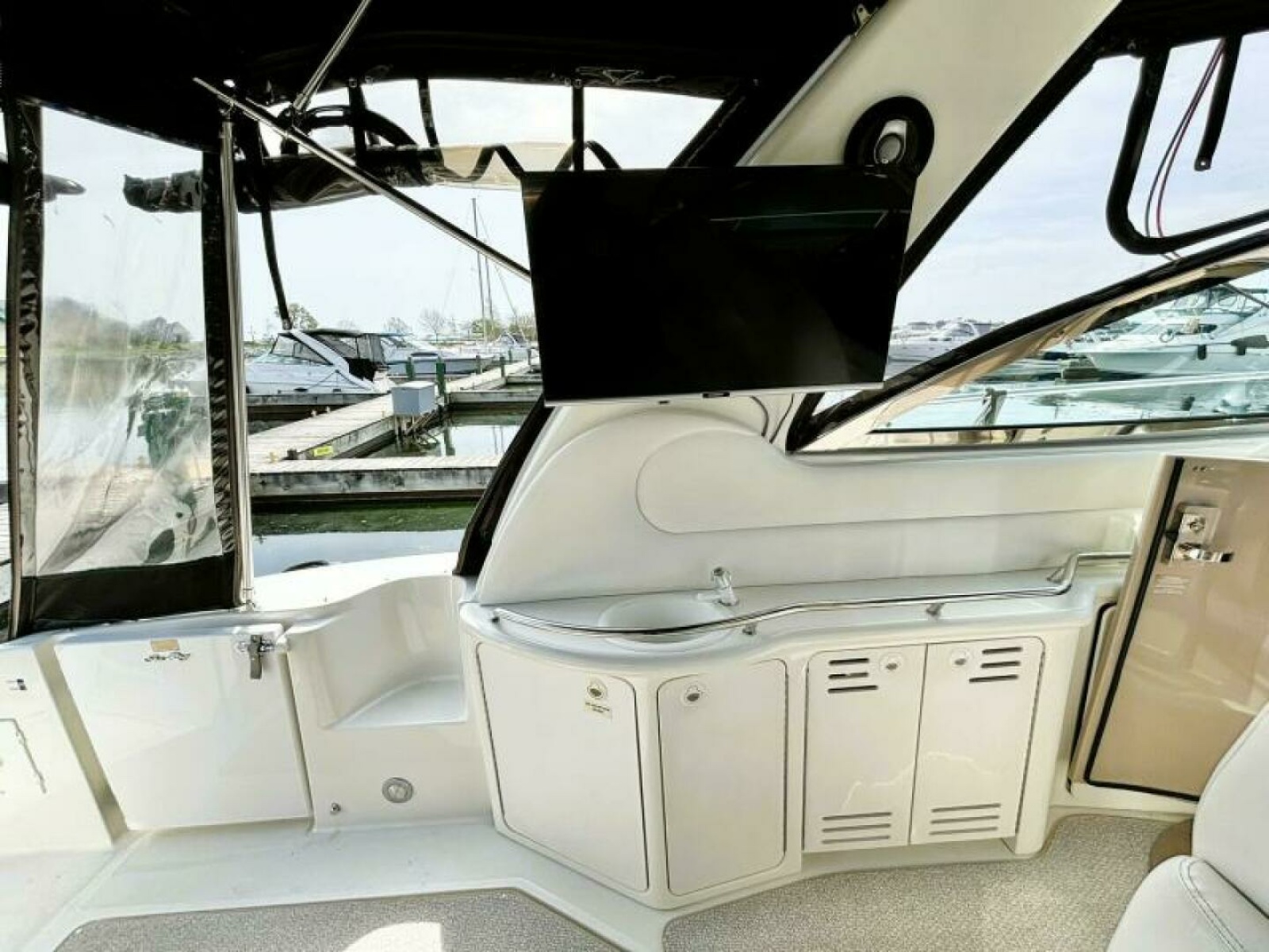 2000 Sea Ray 410 SUNDANCER 41