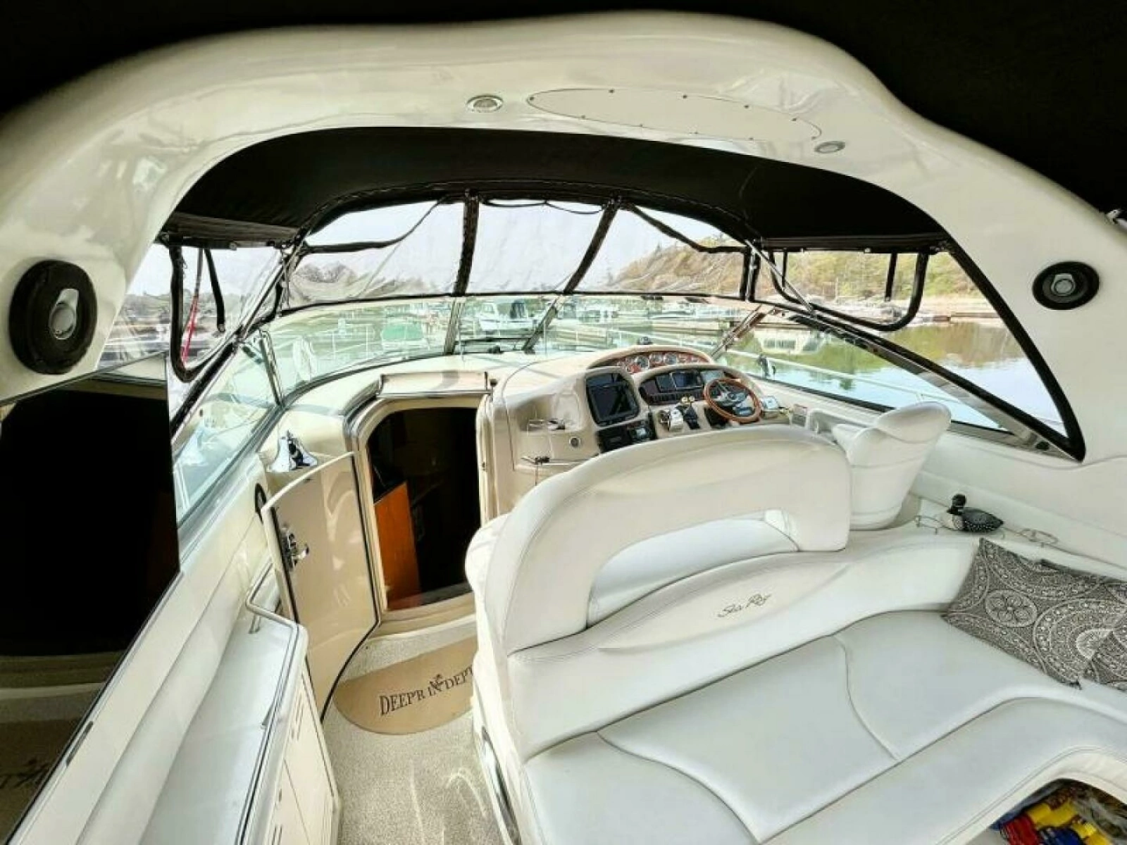 2000 Sea Ray 410 SUNDANCER 41
