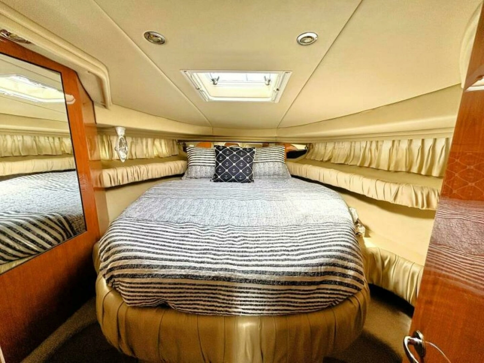 2000 Sea Ray 410 SUNDANCER 41