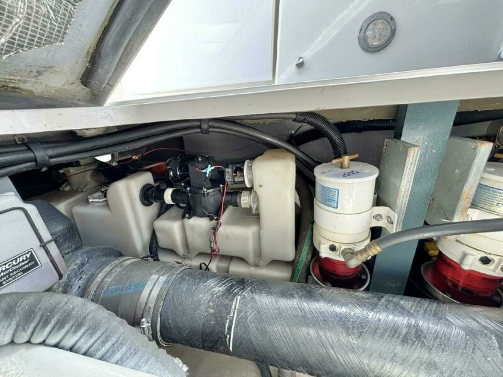 2000 Sea Ray 410 SUNDANCER 41