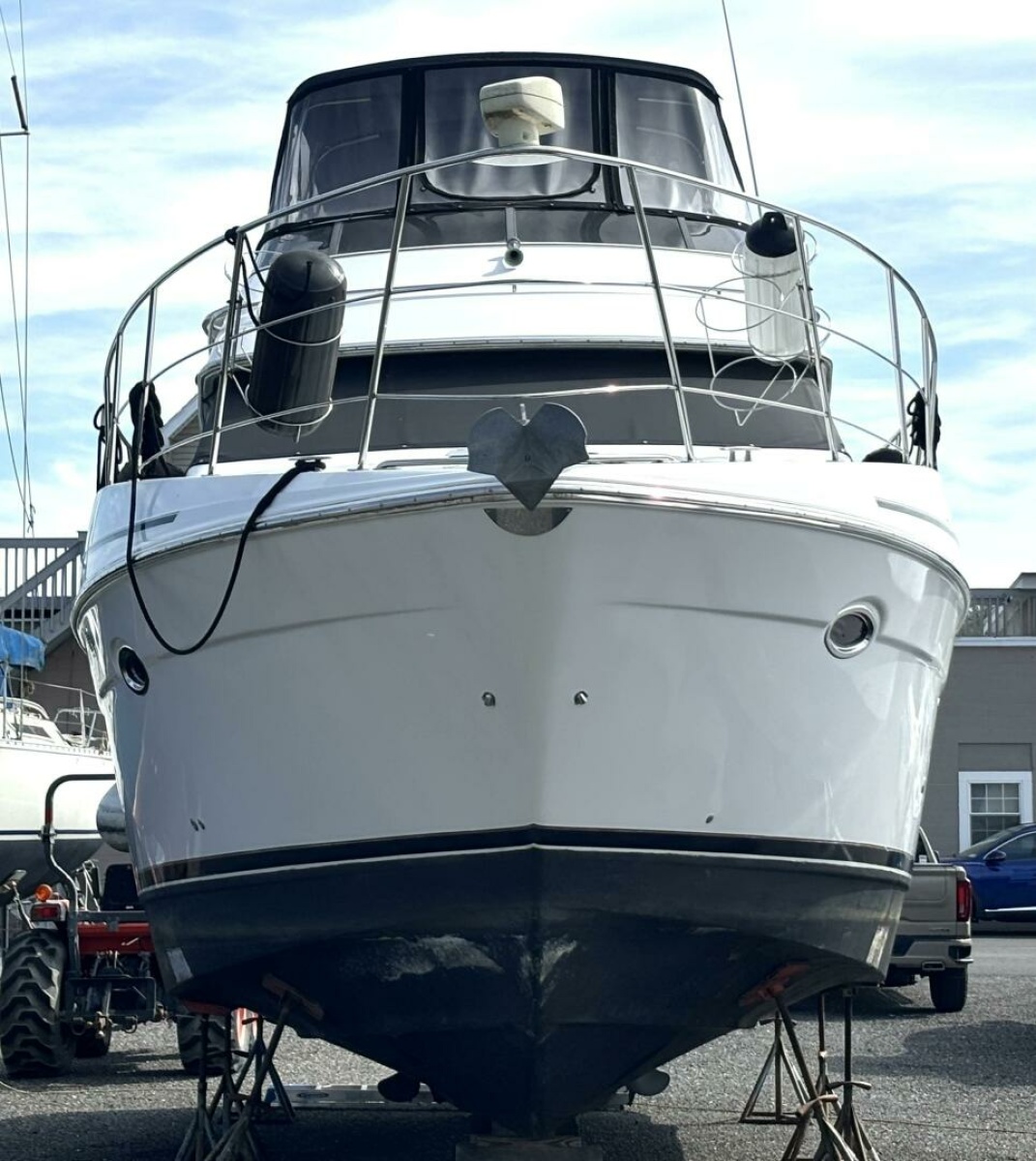 2003 Carver 396 Motor Yacht 39