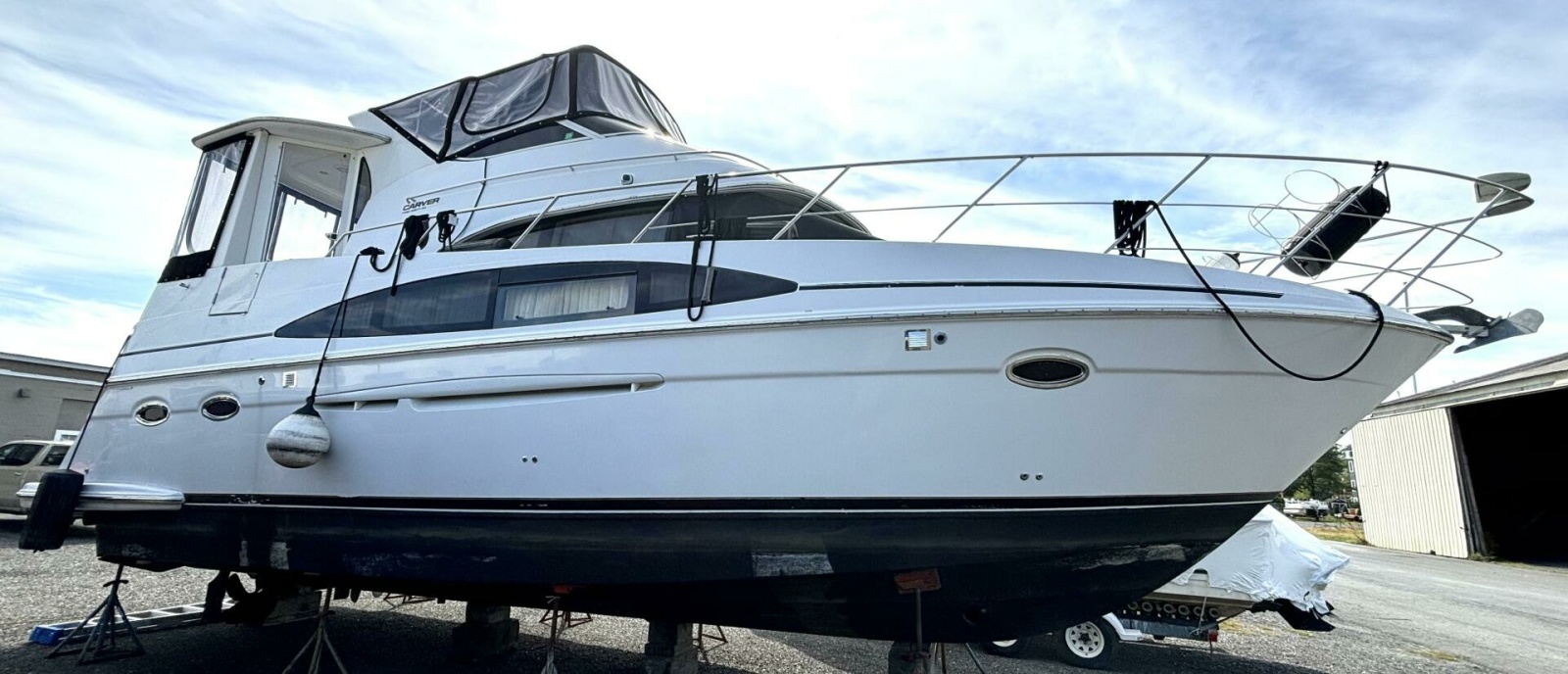 2003 Carver 396 Motor Yacht 39