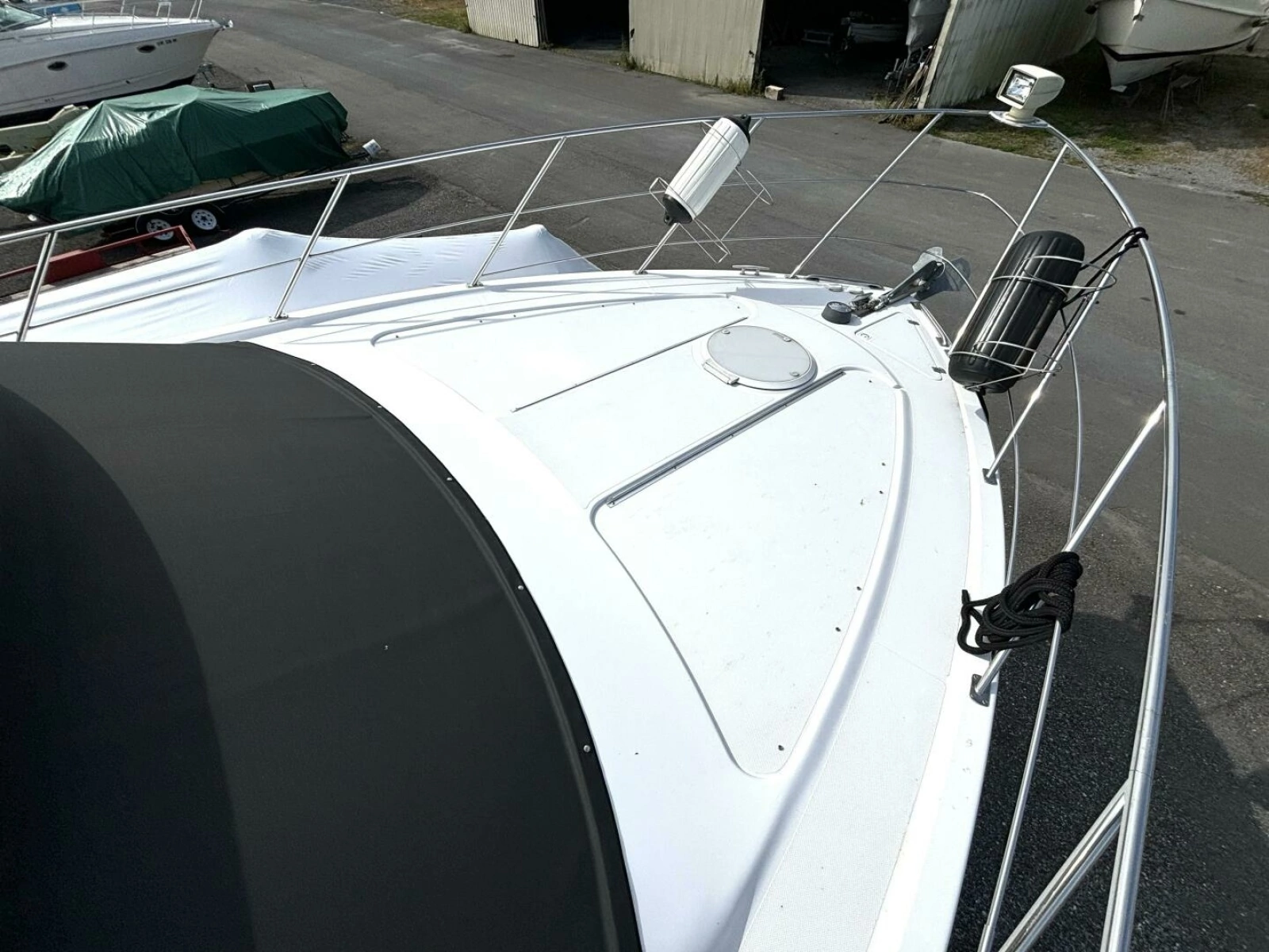 2003 Carver 396 Motor Yacht 39