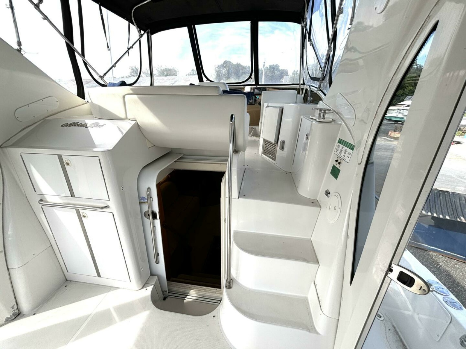 2003 Carver 396 Motor Yacht 39