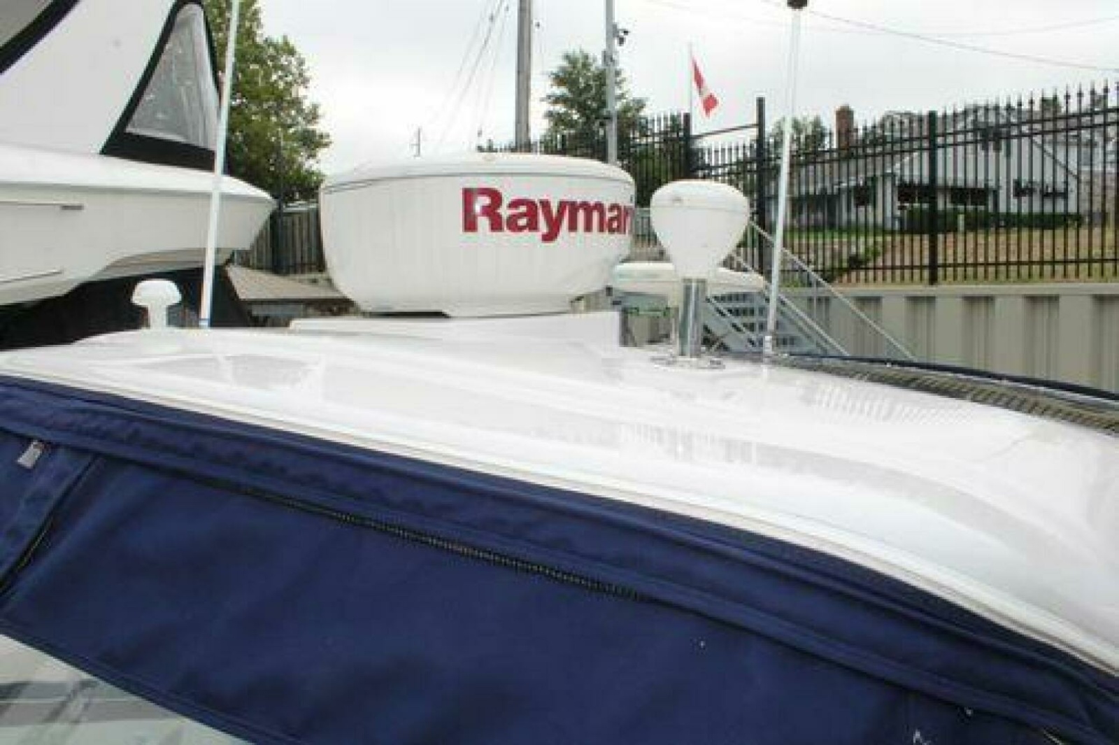 2011 Four Winns V335 33