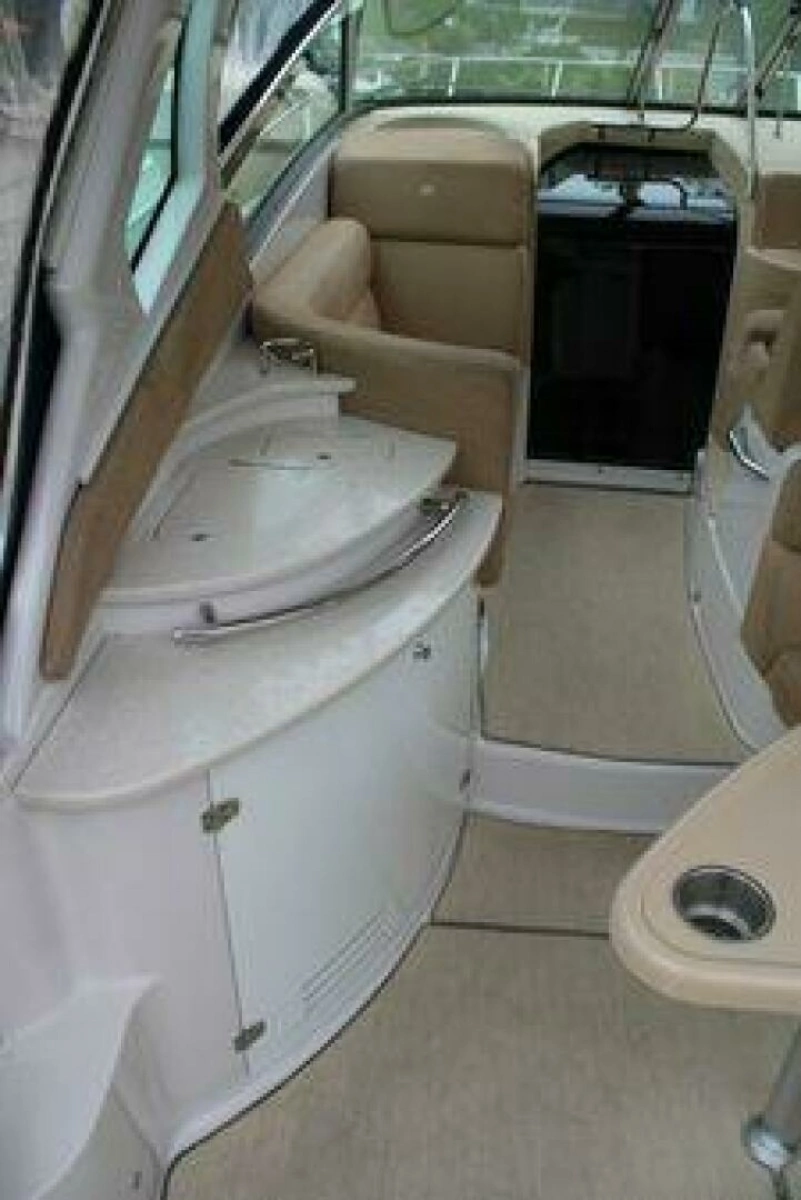 2011 Four Winns V335 33