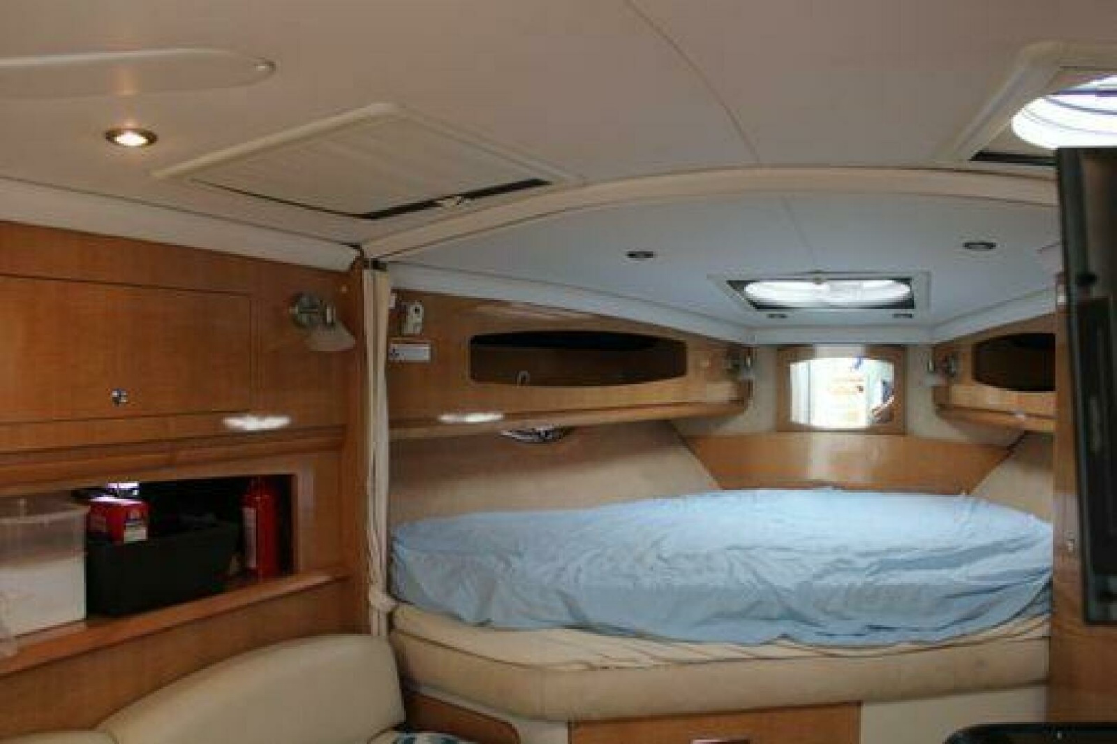 2011 Four Winns V335 33