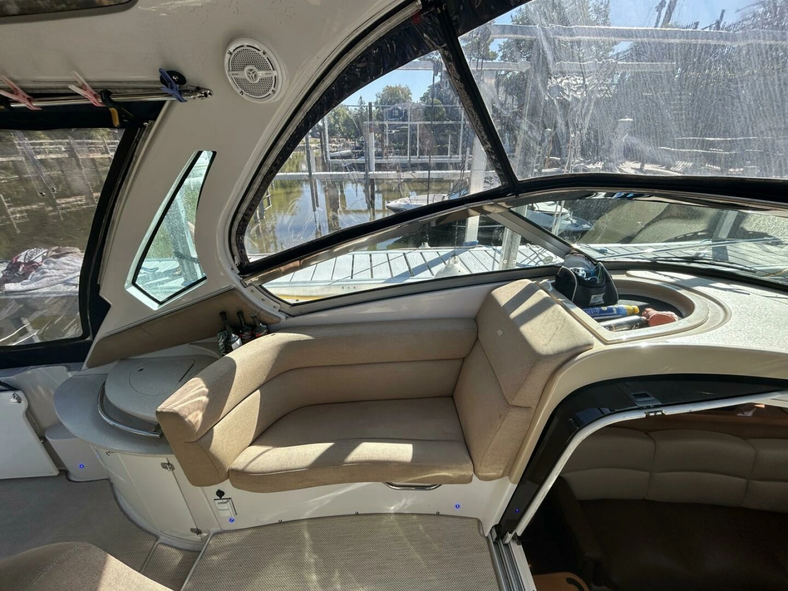 2011 Four Winns V335 33