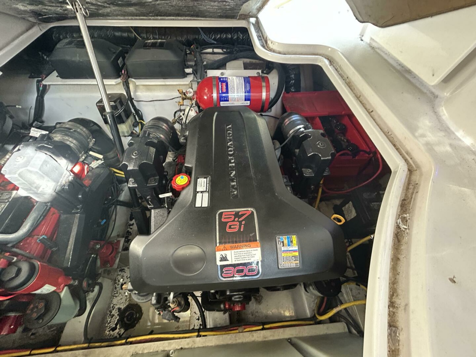 2011 Four Winns V335 33