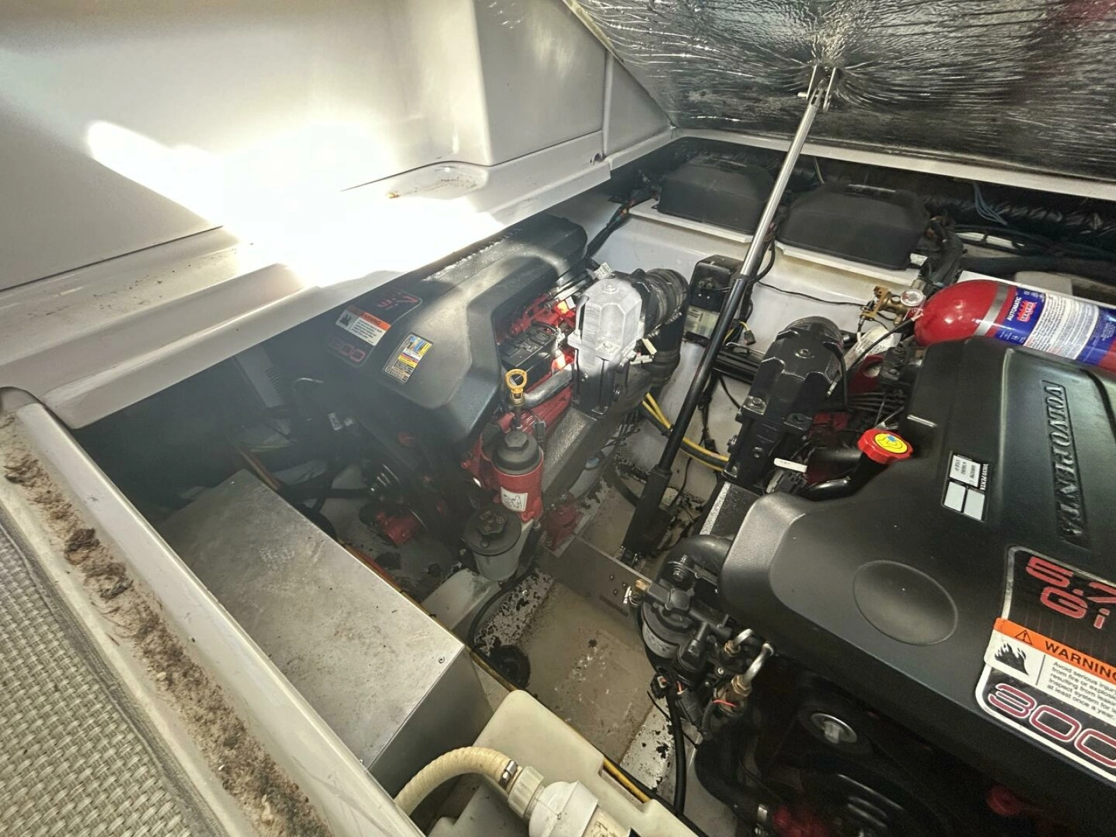 2011 Four Winns V335 33