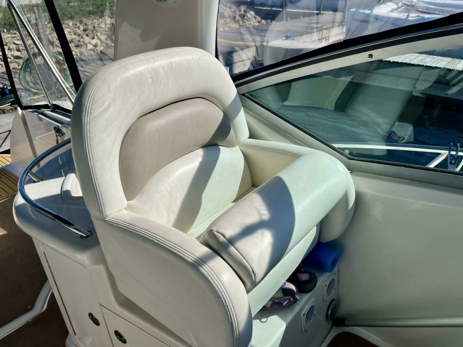 2004 Sea Ray 340 Sundancer 34