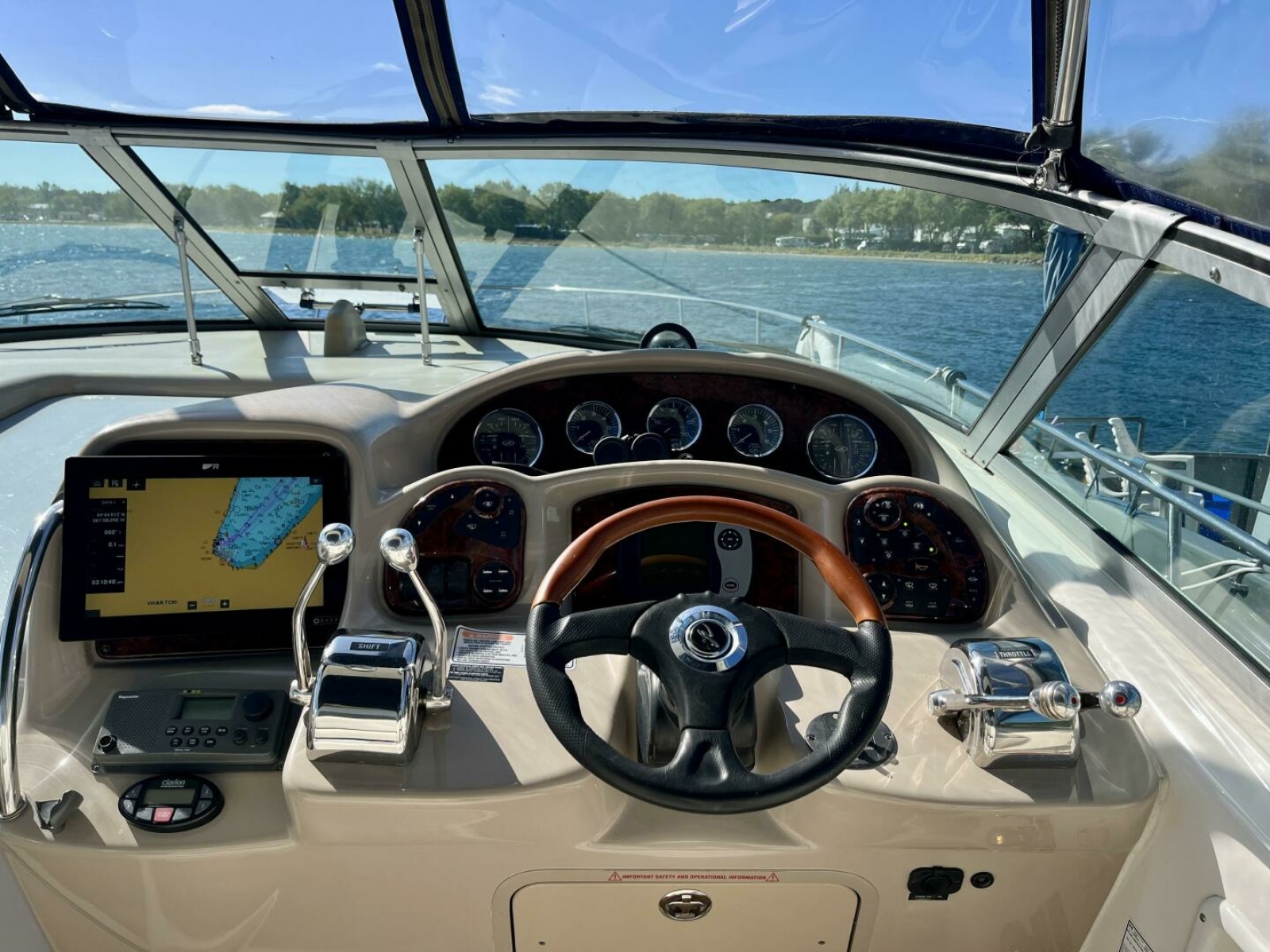 2004 Sea Ray 340 Sundancer 34