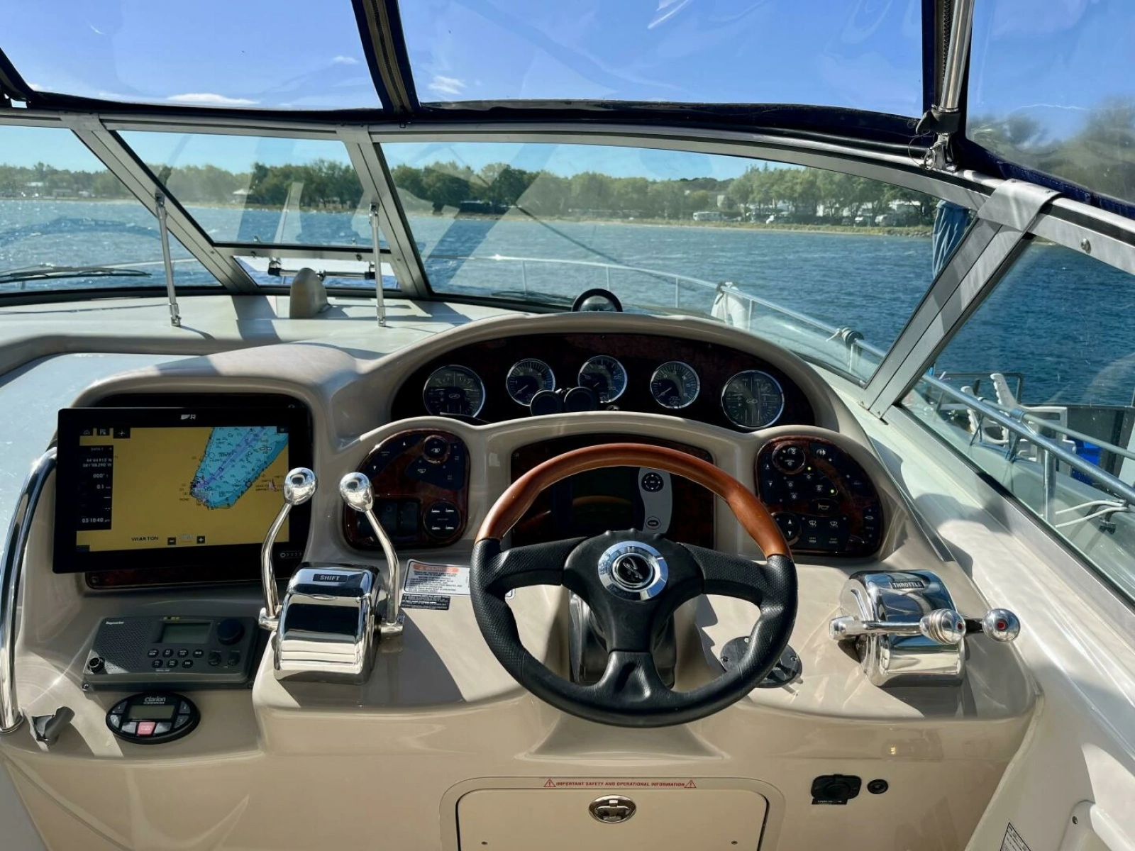 2004 Sea Ray 340 Sundancer 34