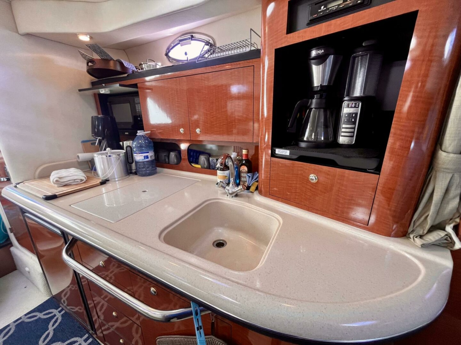 2004 Sea Ray 340 Sundancer 34