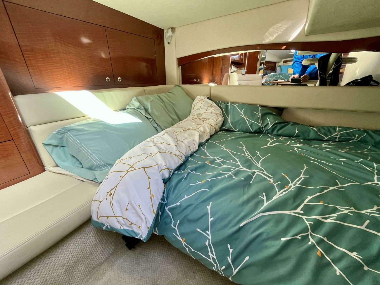 2004 Sea Ray 340 Sundancer 34