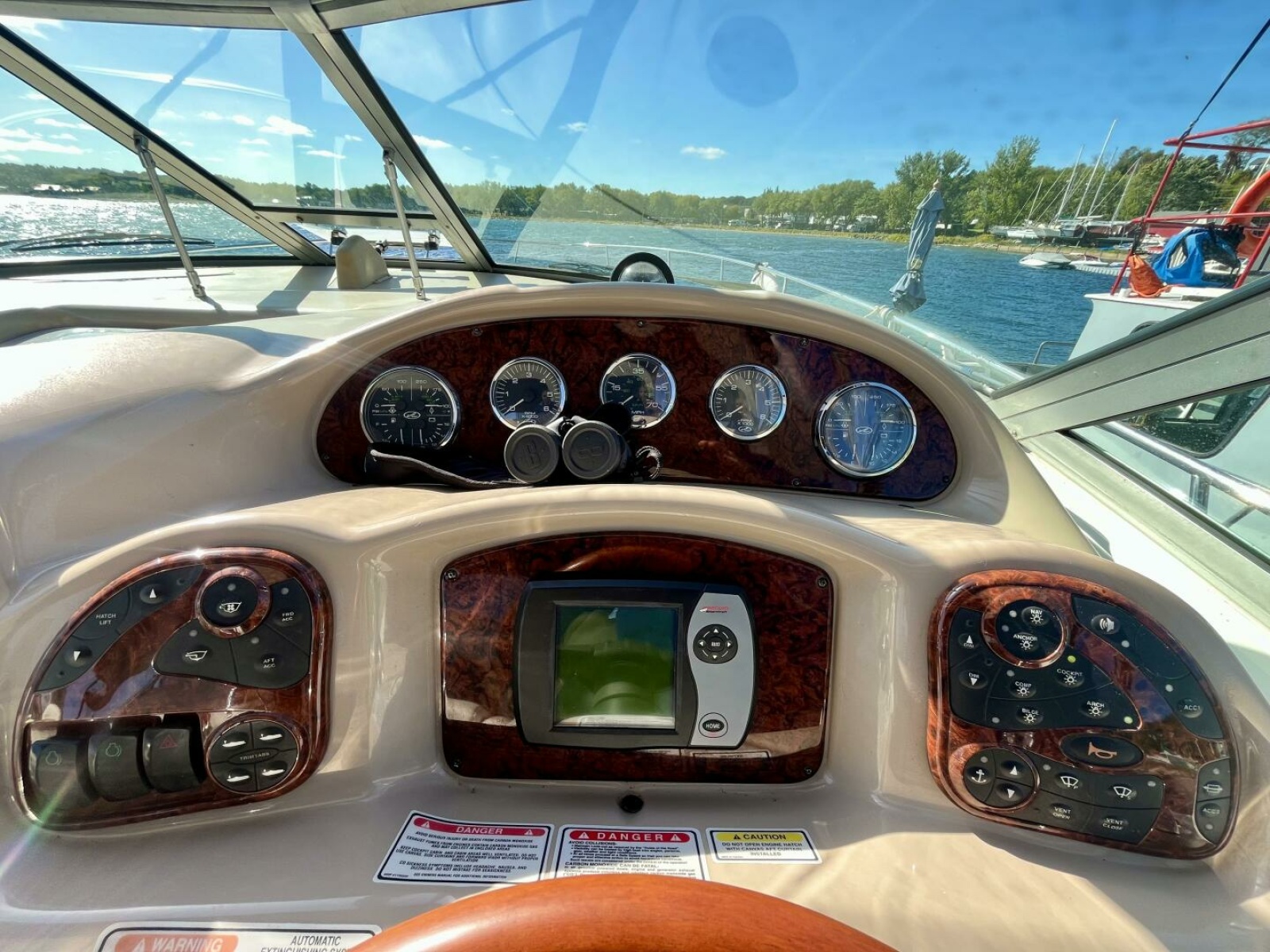 2004 Sea Ray 340 Sundancer 34