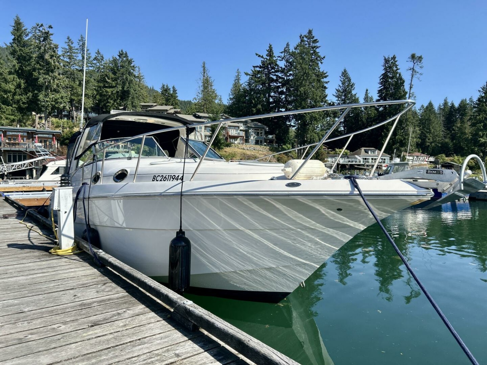 2003 Monterey 302 Cruiser 32