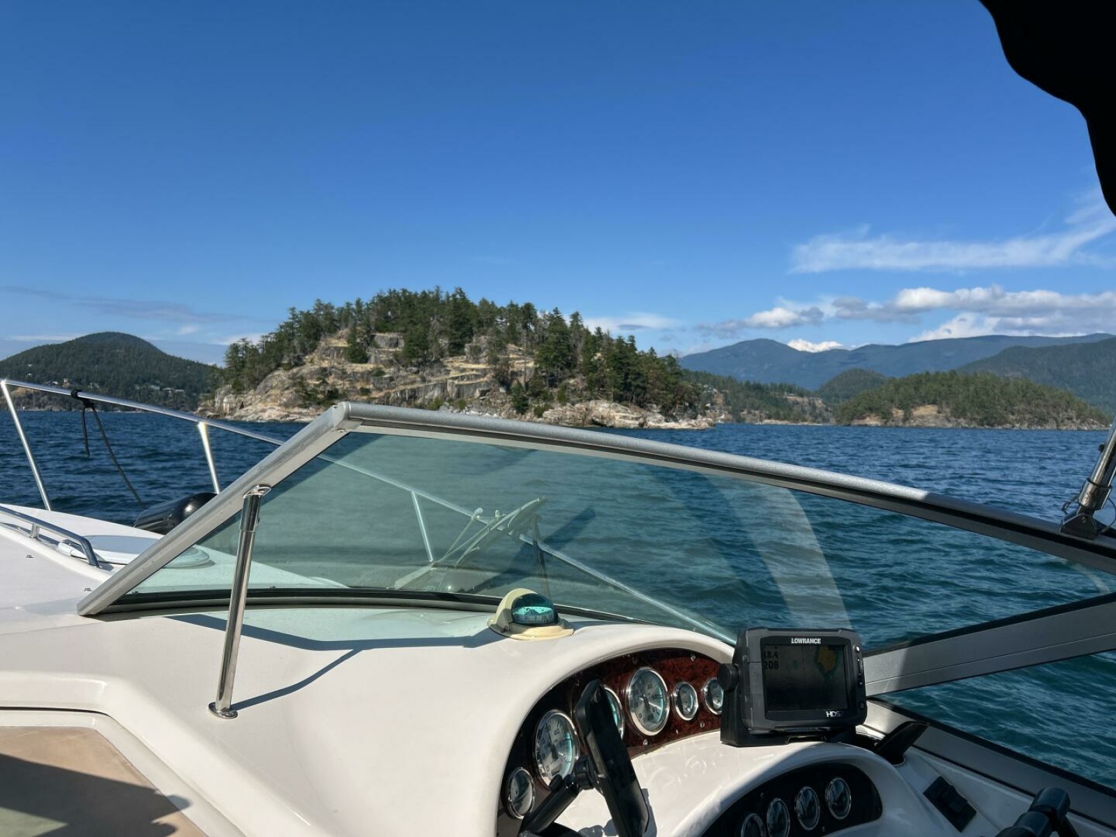 2003 Monterey 302 Cruiser 32