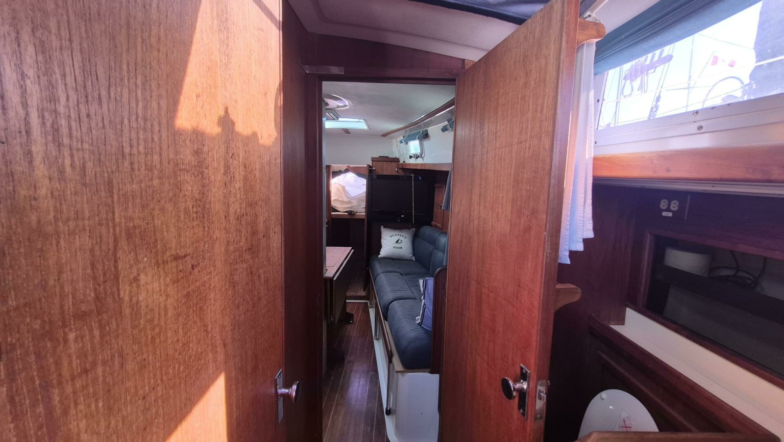 1981 Niagara 35 Classic 35