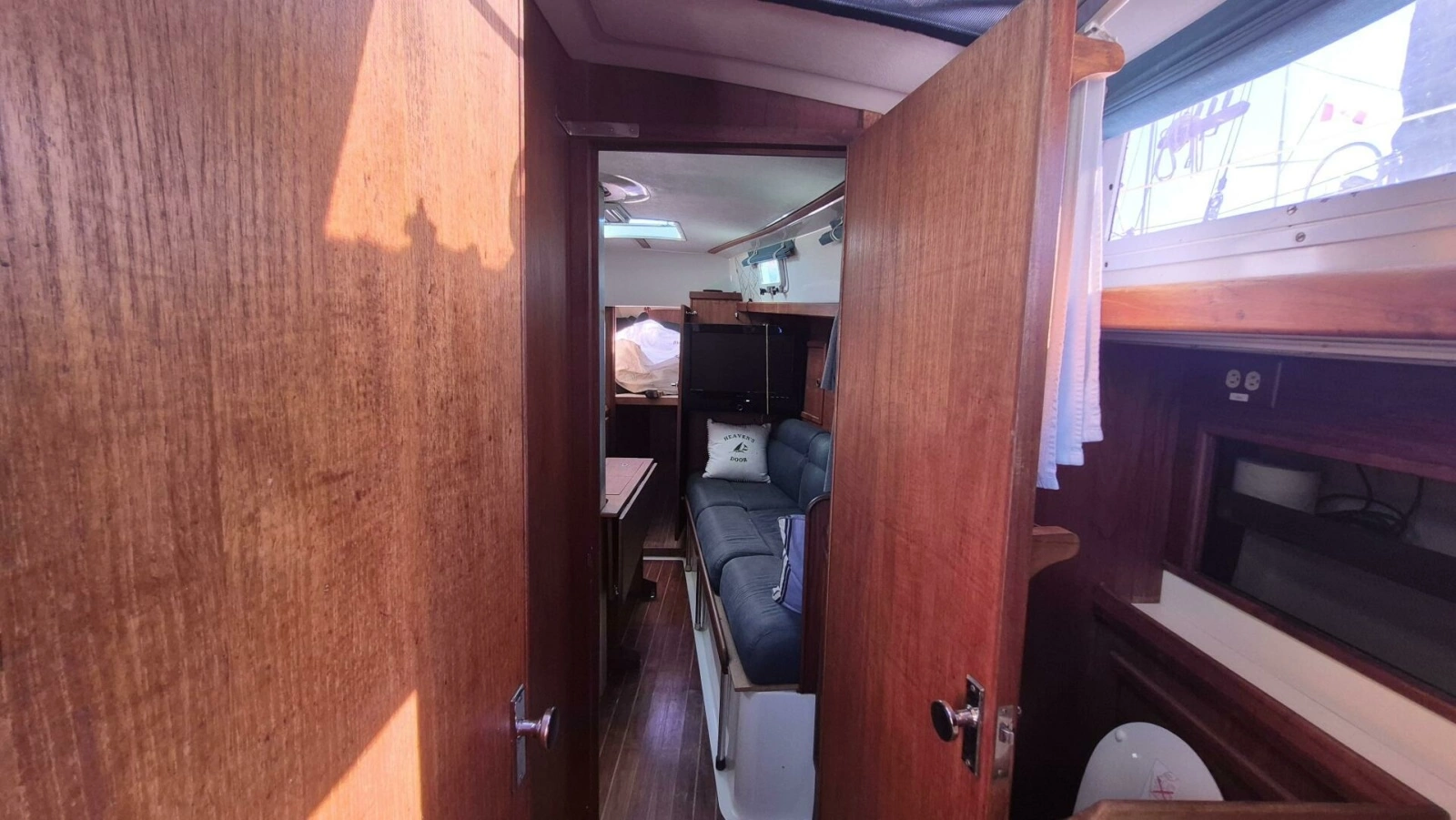 1981 Niagara 35 Classic 35